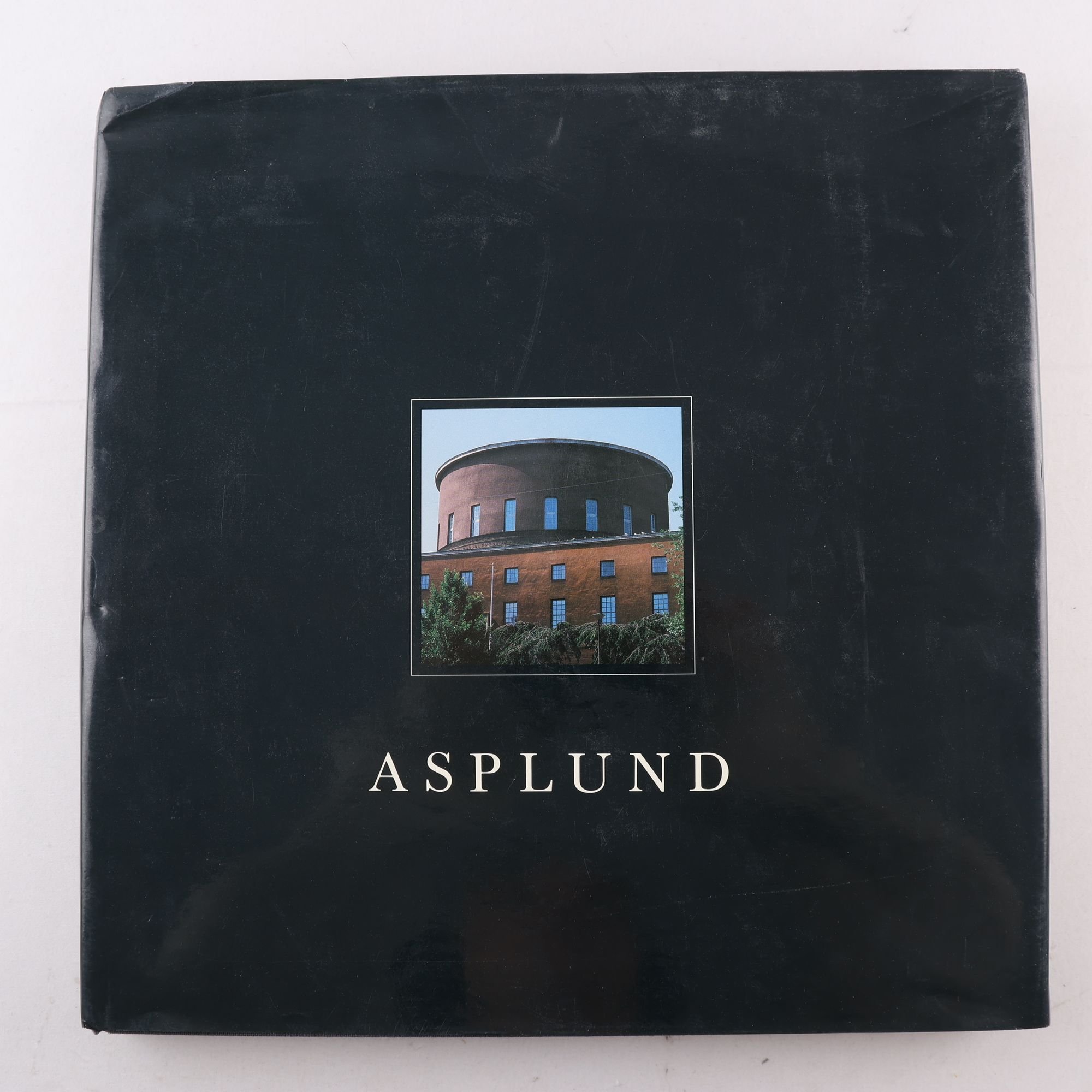 Asplund, av Claes Caldenby & Olof Hultin