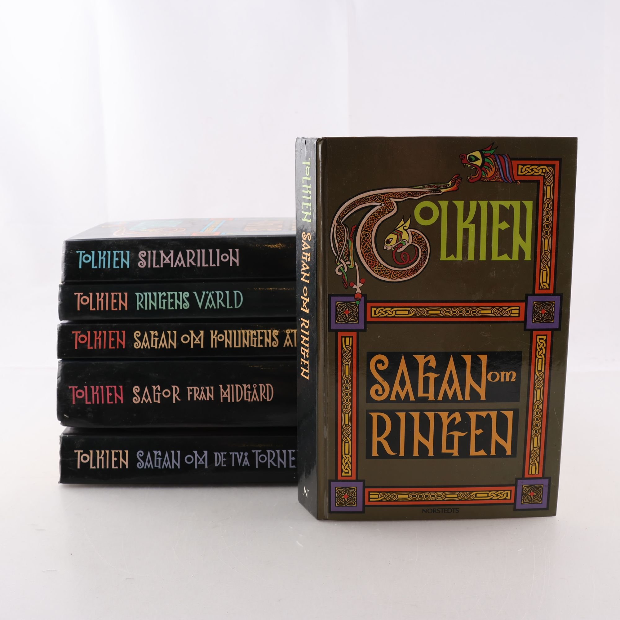 Bokpaket, J.R.R Tolkien, 6 böcker. Samfraktas ej.