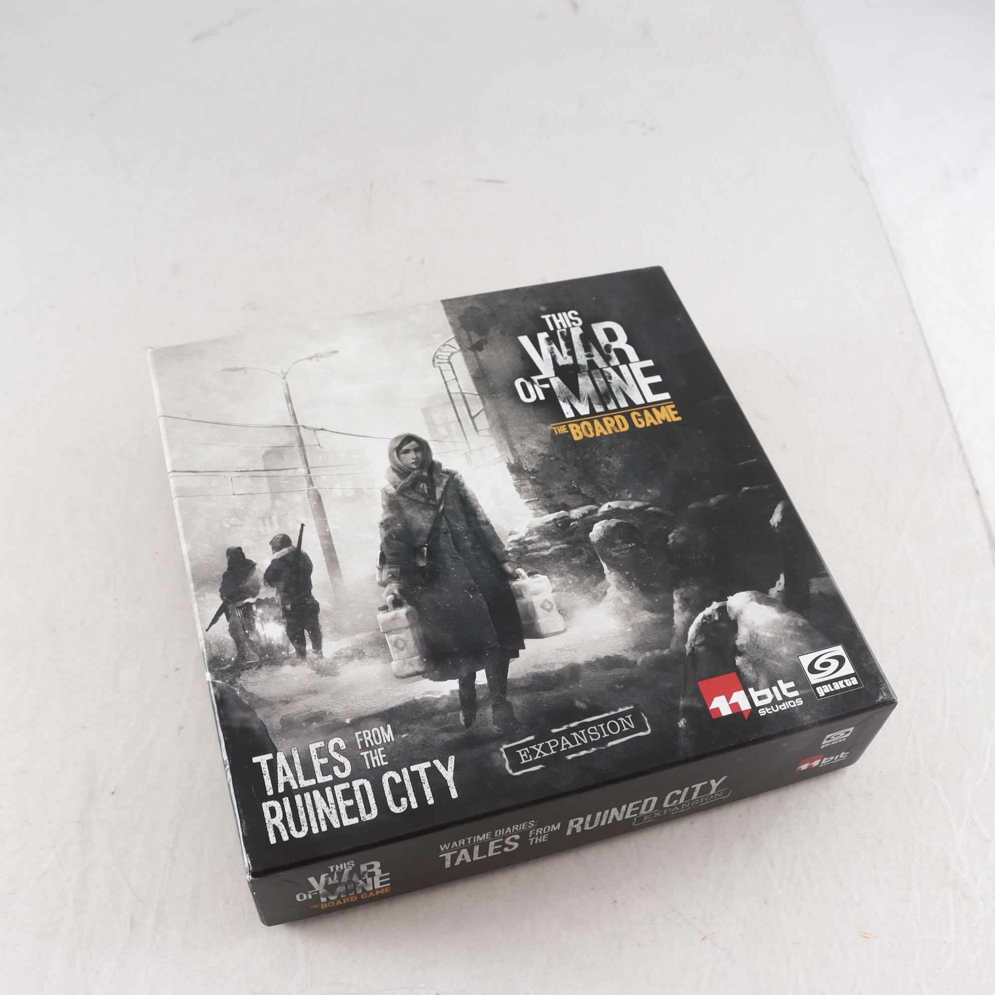 Spel, This war of mine, expansion.