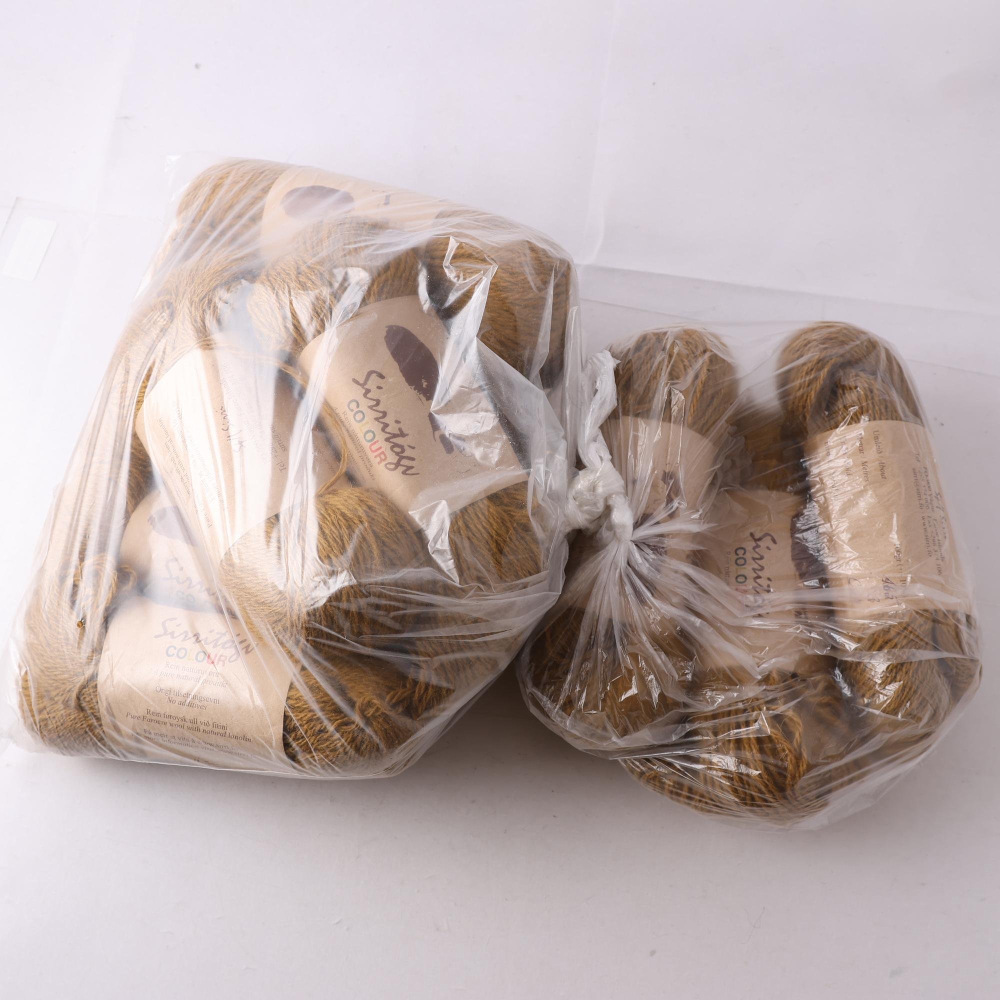 Garn, Sirri, Island, grön/brun, ull, 10 st.