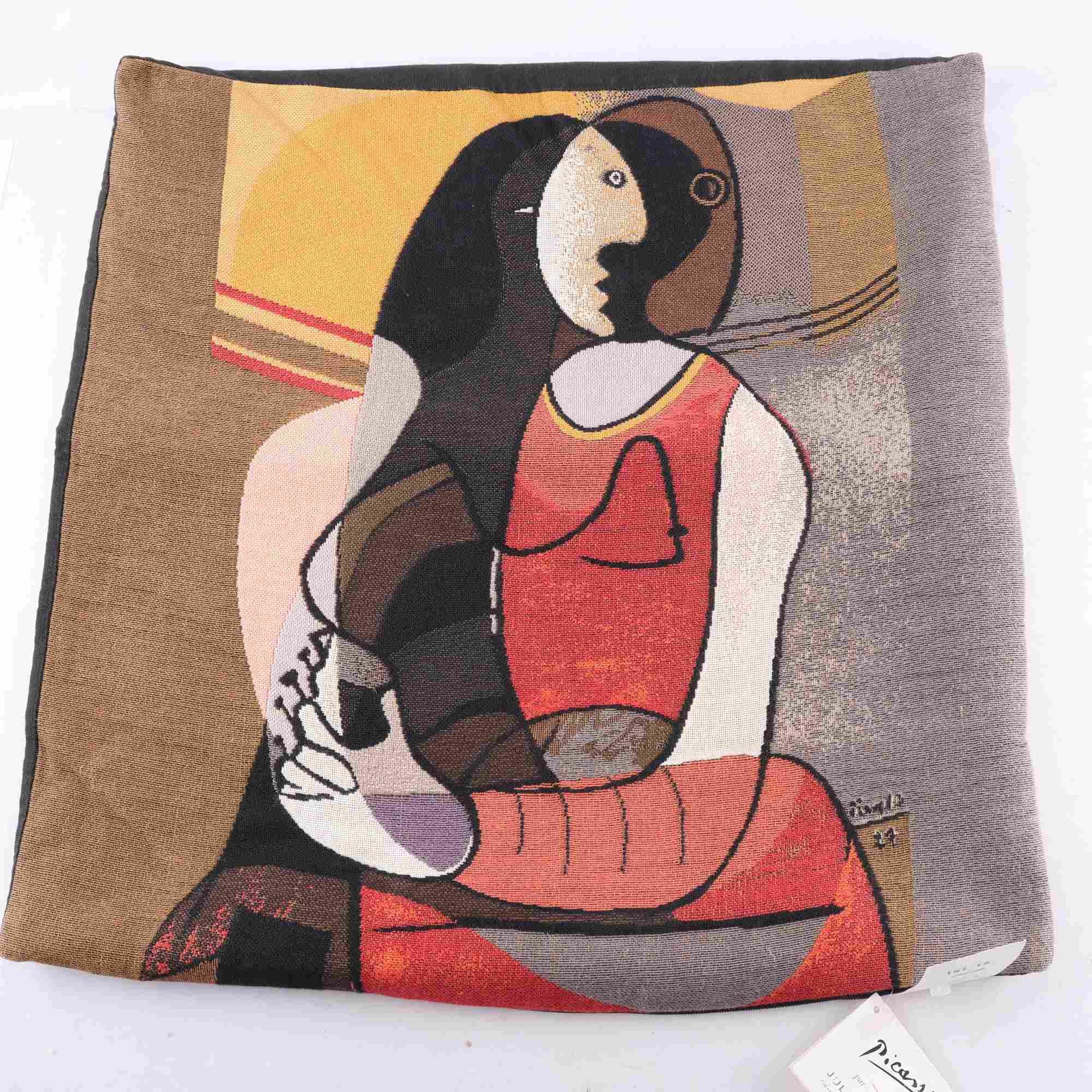 Kuddfodral, Jules Pansu Succession Picasso 2017