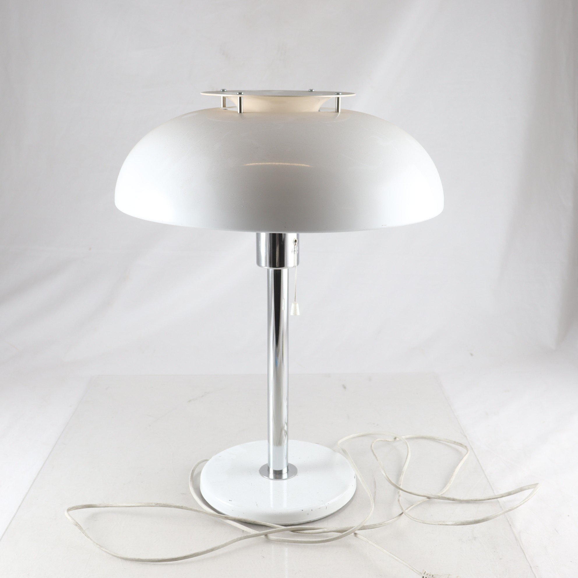 Bordslampa, Boréns. Endast avhämtning.