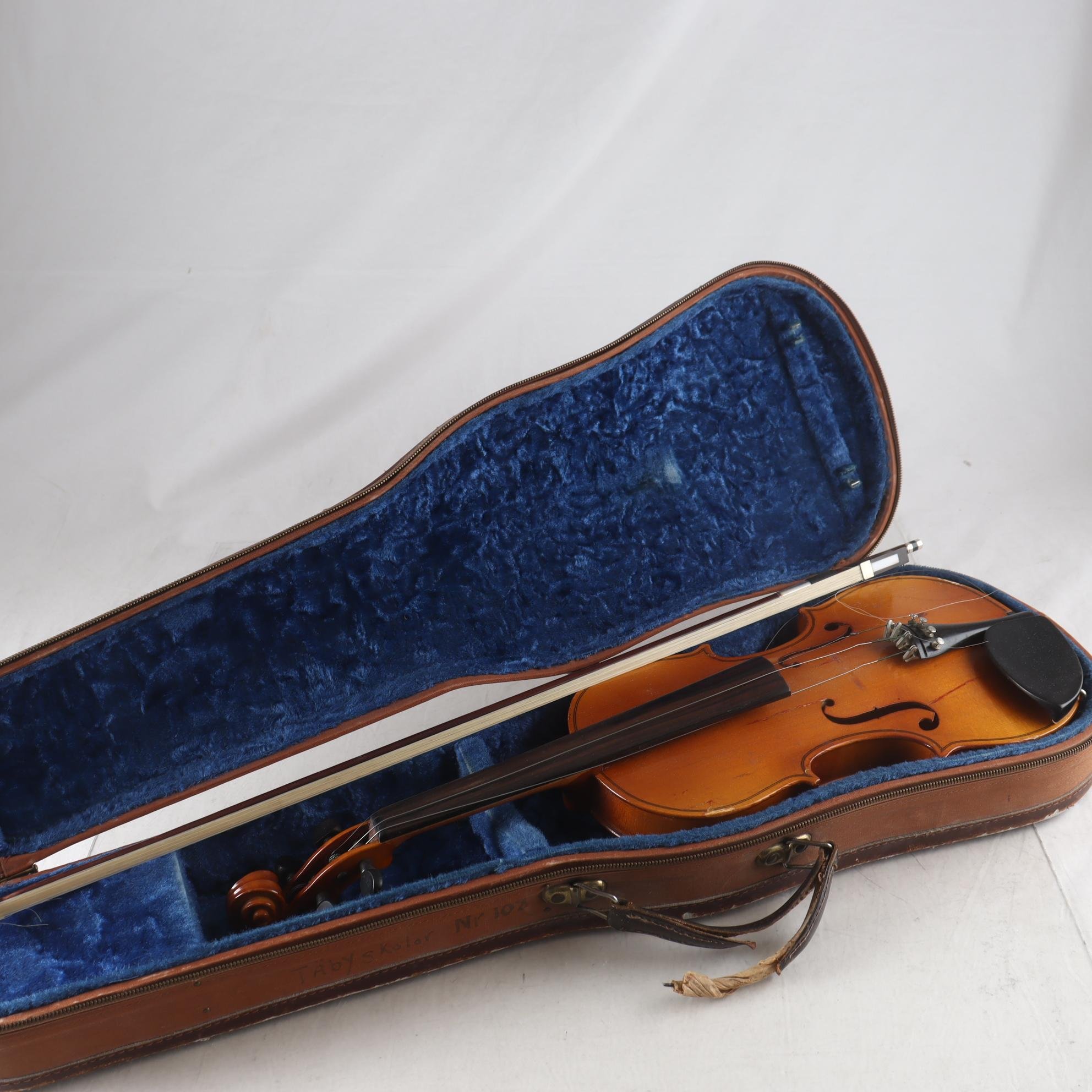 Violin. Repobjekt. Endast avhämtning.