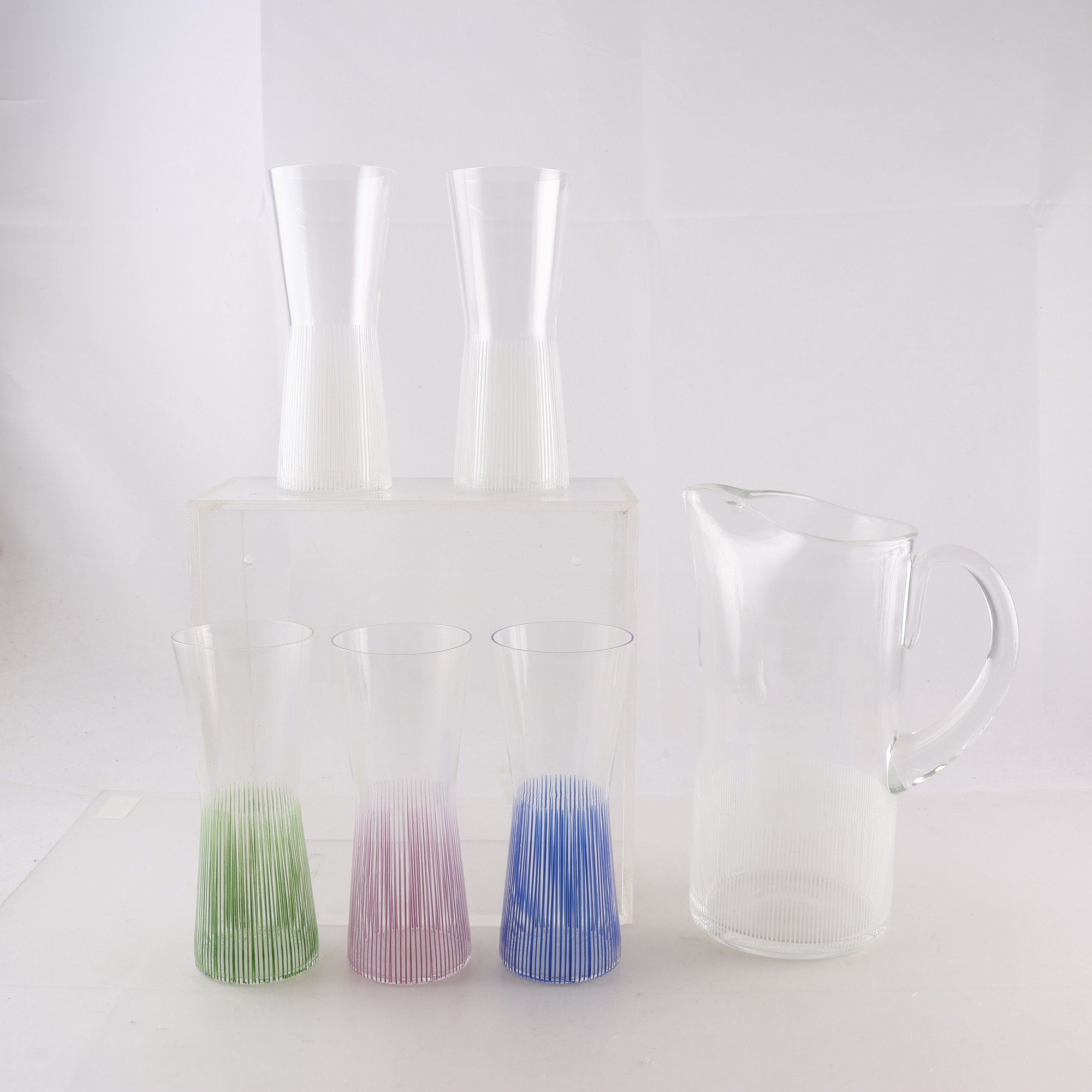 Karaff med glas, ”Strikt”, Bengt Orup, Johansfors glasbruk, Samfraktas ej.