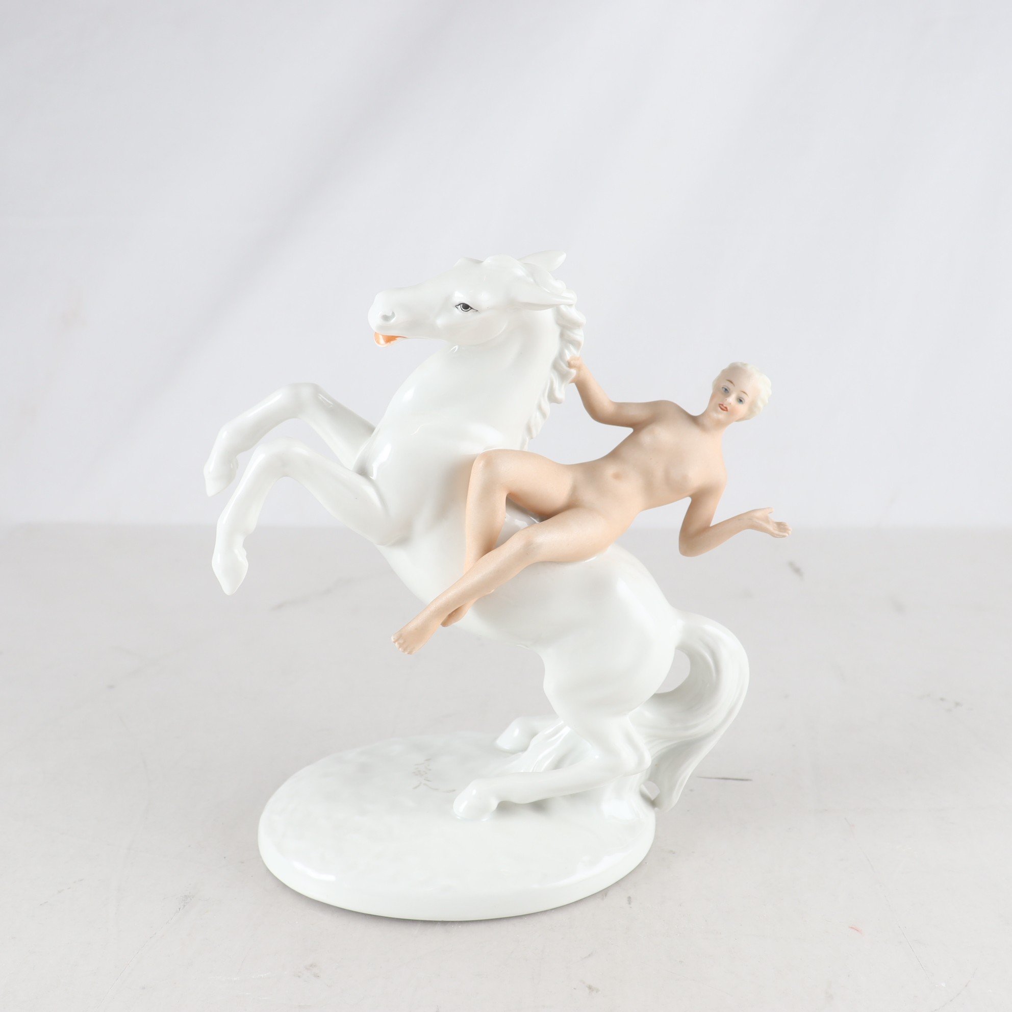 Figurin, Shaubach kunst, Porslin. Samfraktas ej.