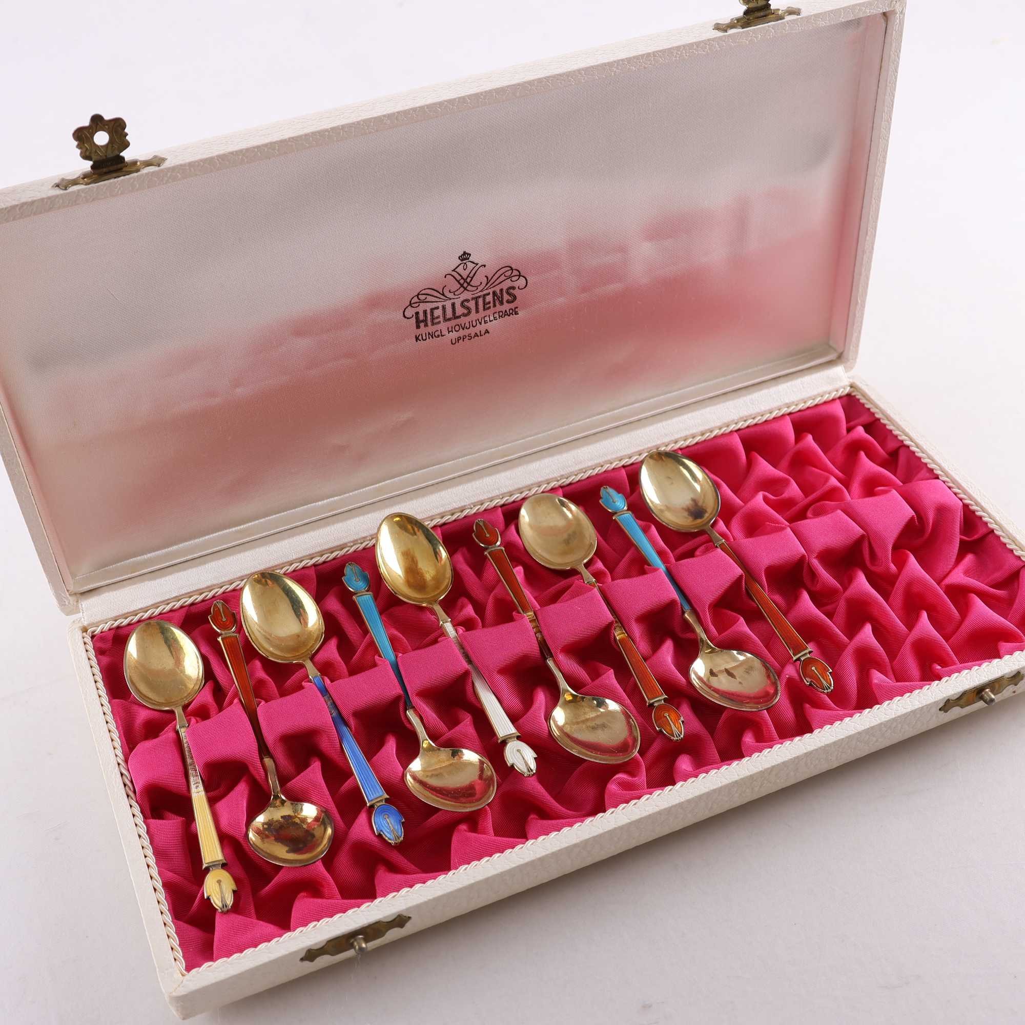 Kaffeskedar, emaljerat sterlingsilver, David Anndersen, 9 st