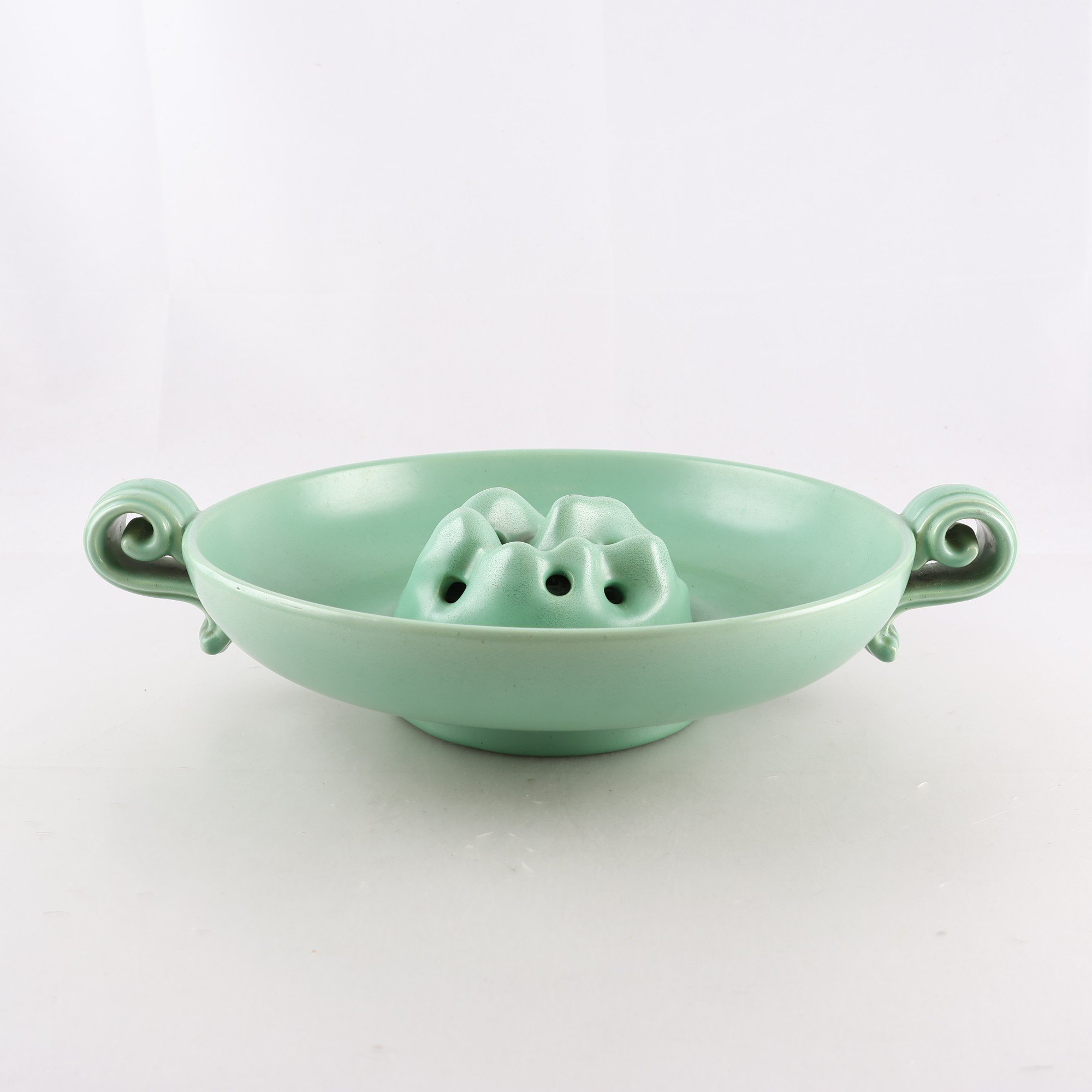 Fakir med tillhörande skål, Arthur Percy, Gefle, 1940-tal. Samfraktas ej.