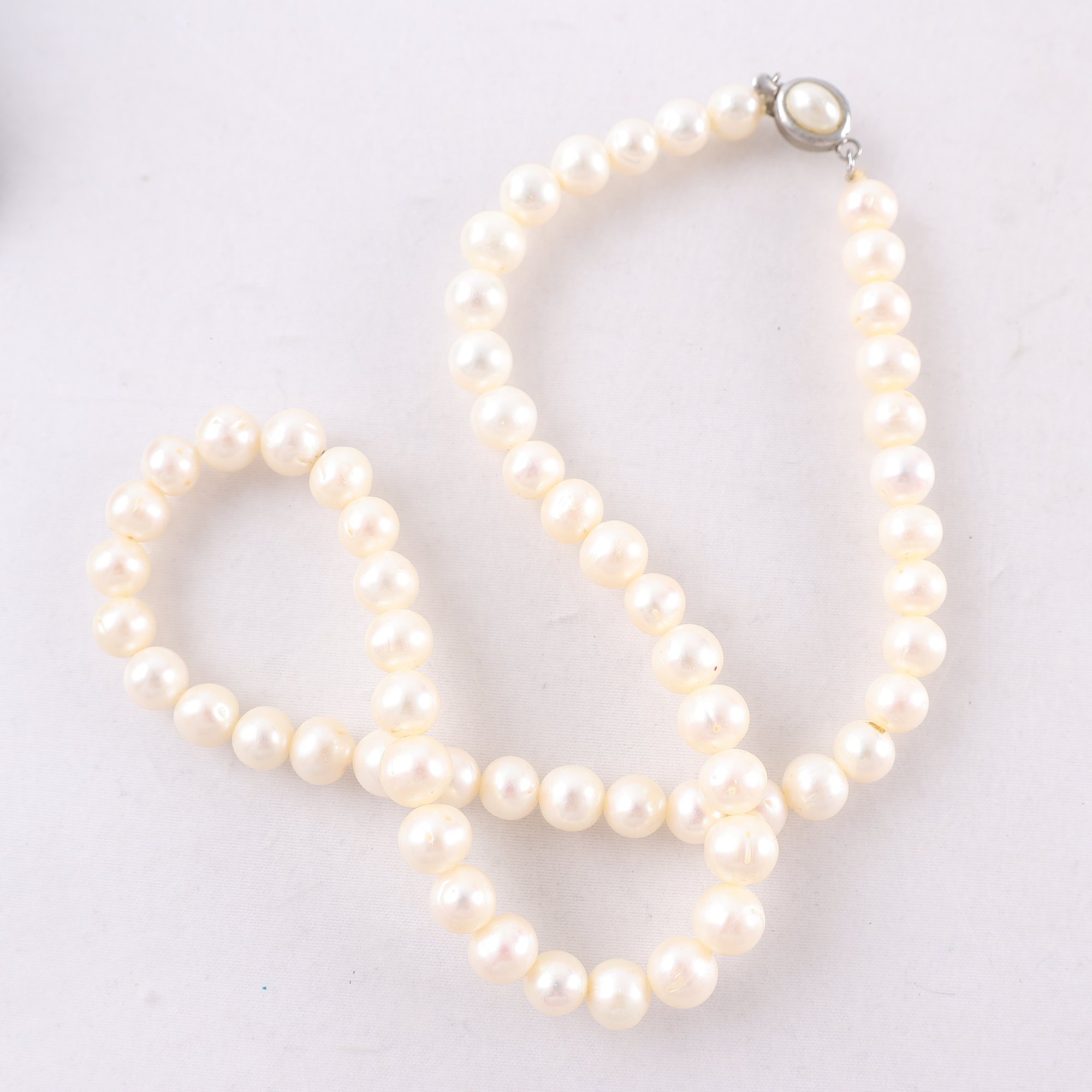 Halsband, collier, sötvattenspärlor