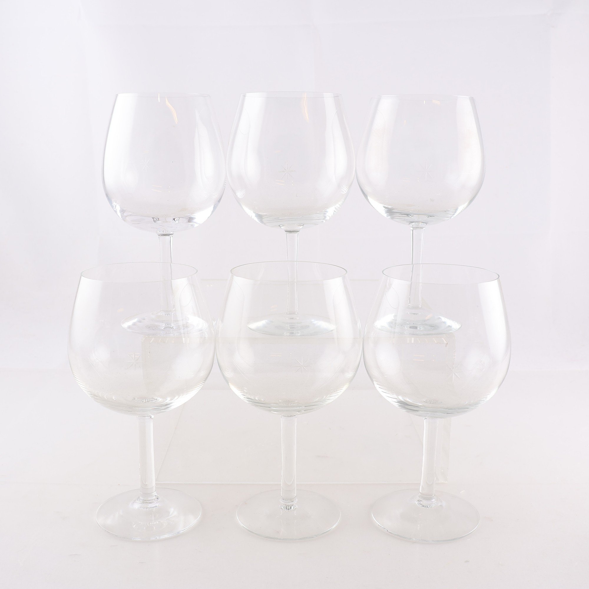 Vitvinsglas, ”Chateau”, Bertil Vallien, Kosta Boda, 6 st. Samfraktas ej.