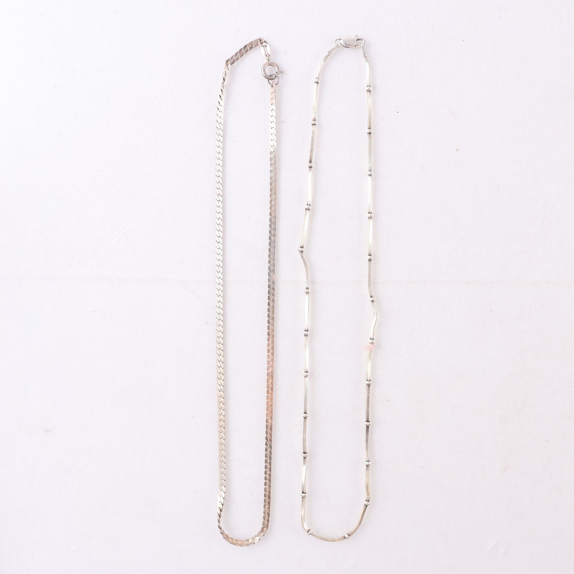 Halsband, kedjor, silver 925, vikt: 12.3g