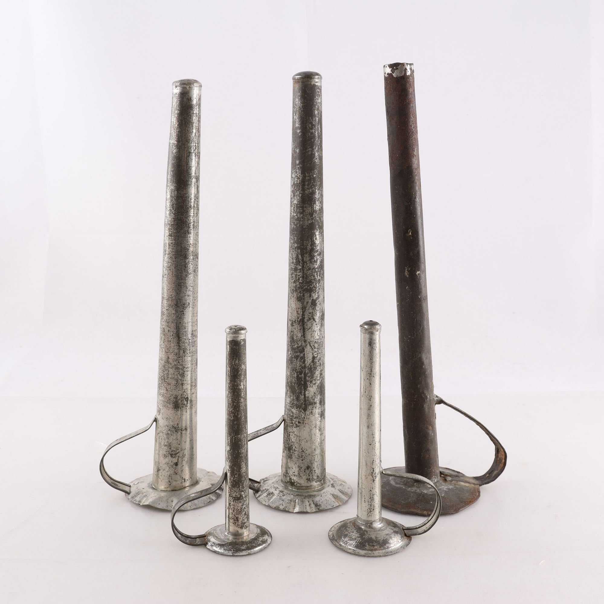 Ljusstöpningstrattar, bleckplåt, tidigt 1900-tal, 5 st
