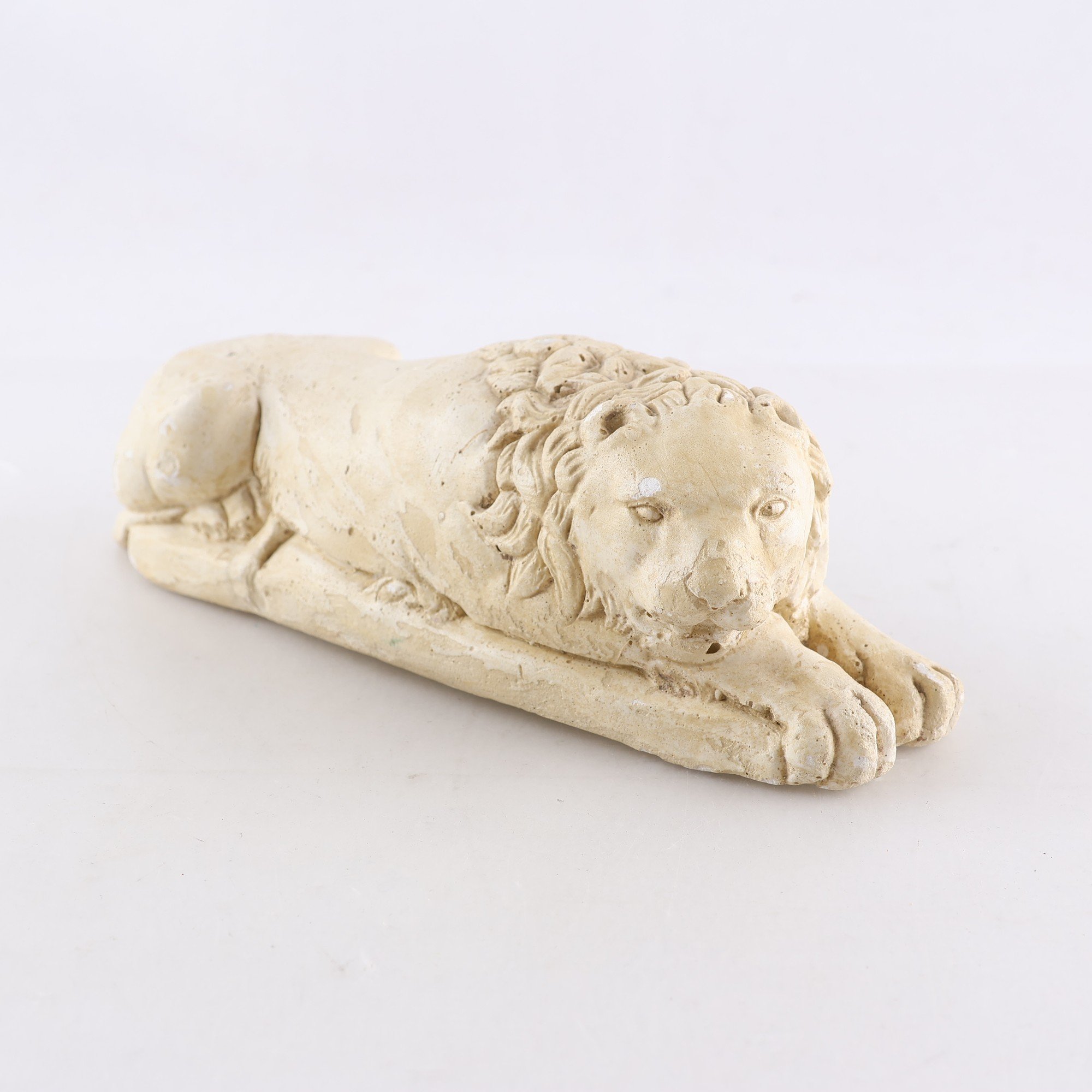 Skulptur, patinerad gips, lejon