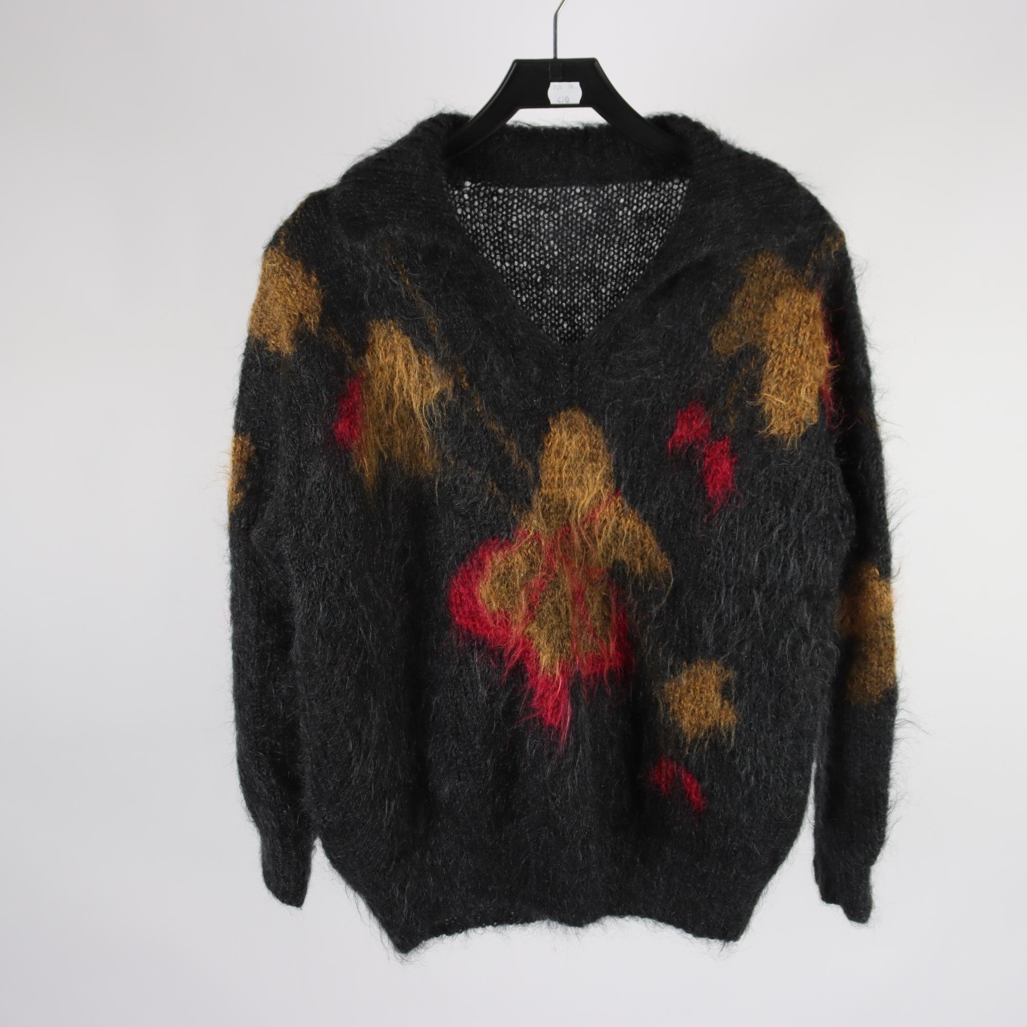 Tröja, Okänd, svart, vinröd, mohair, stl. ca. M/L.