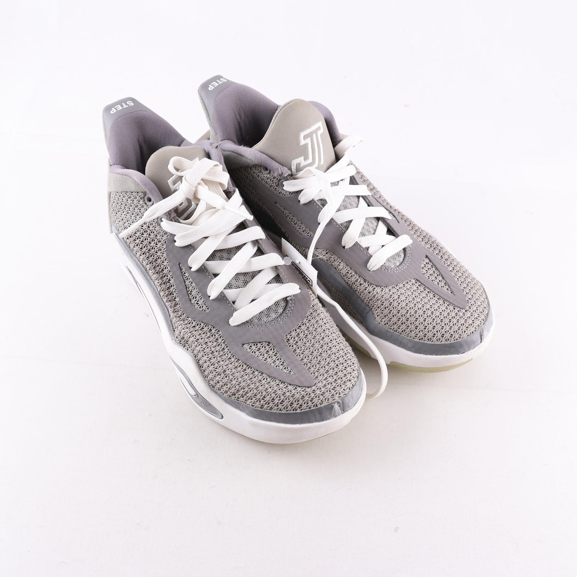 Sneakers, Jordan, grå, Step, stl. 37,5.