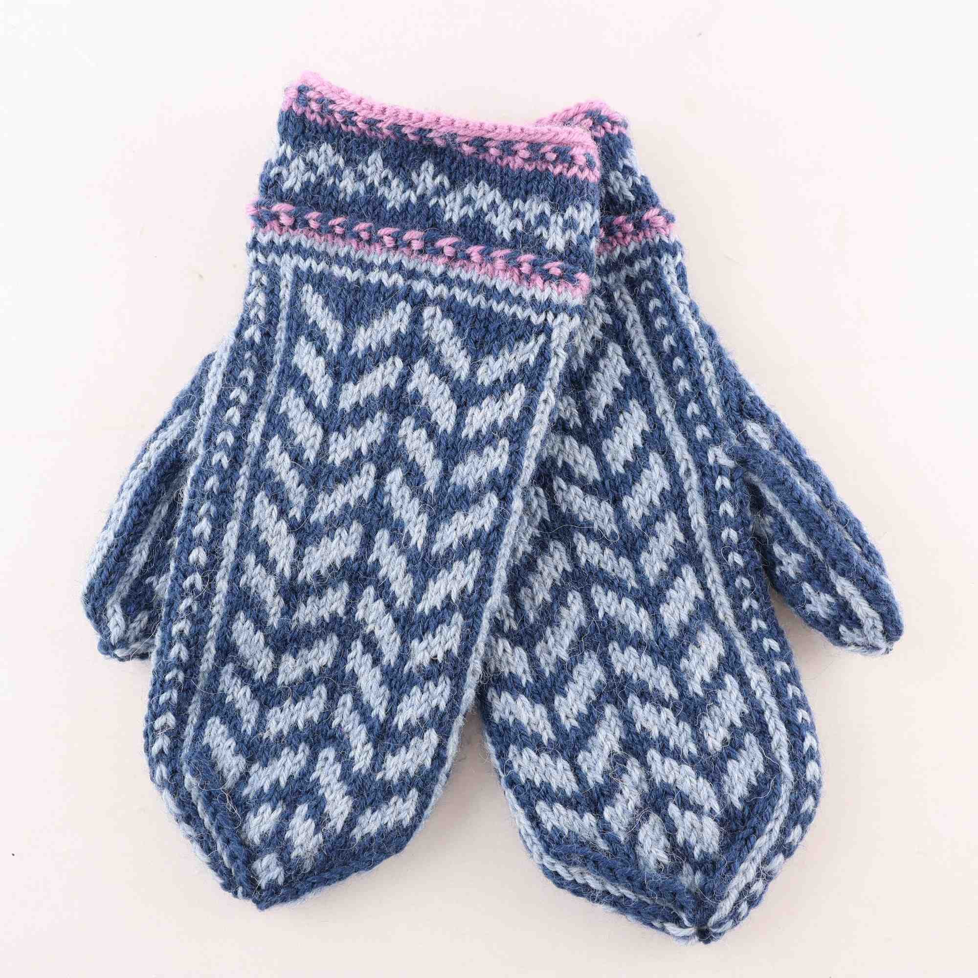 Vantar, Okänd, blå, rosa..