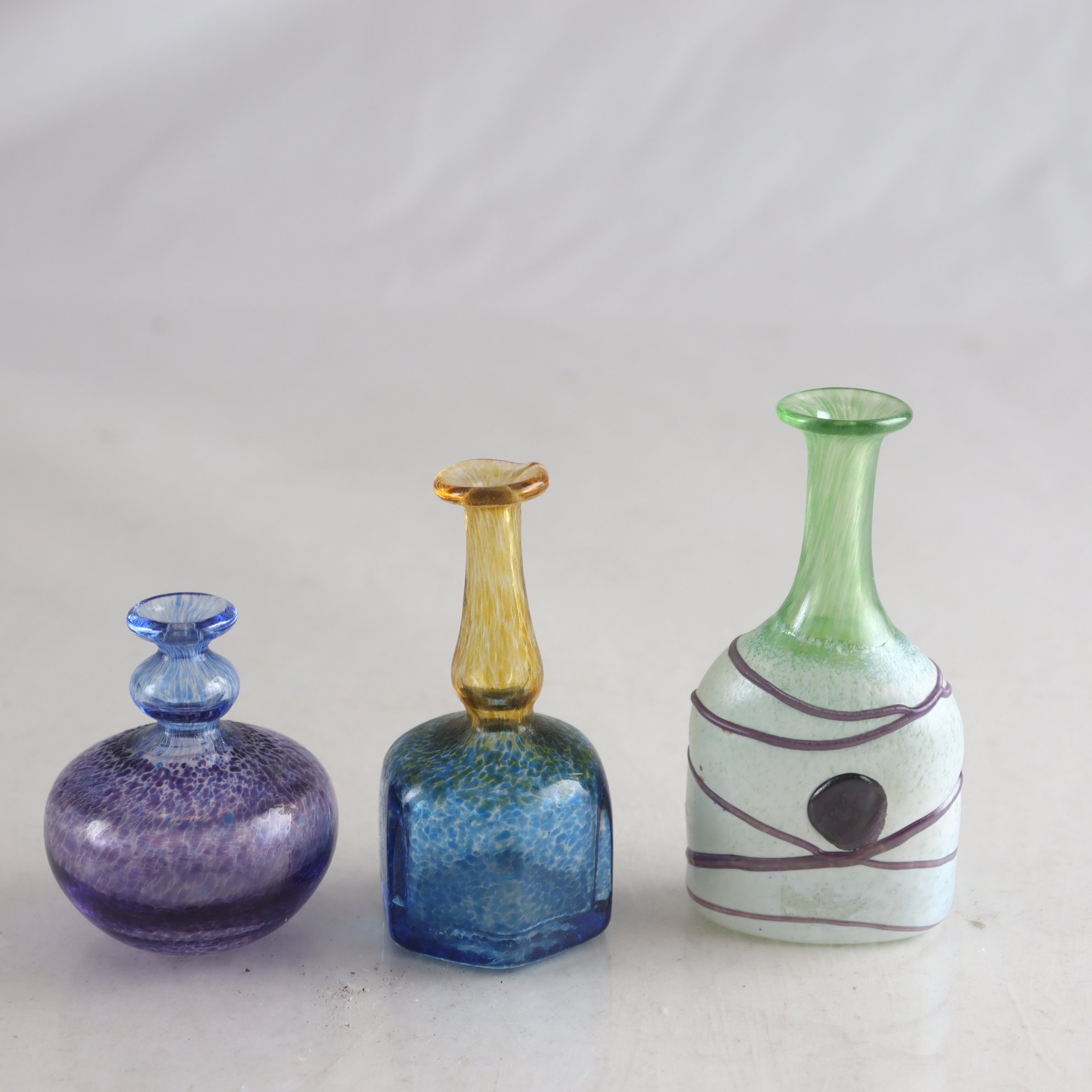 Miniatyrvaser, konstglas, Bertil Vallien, Kosta Boda