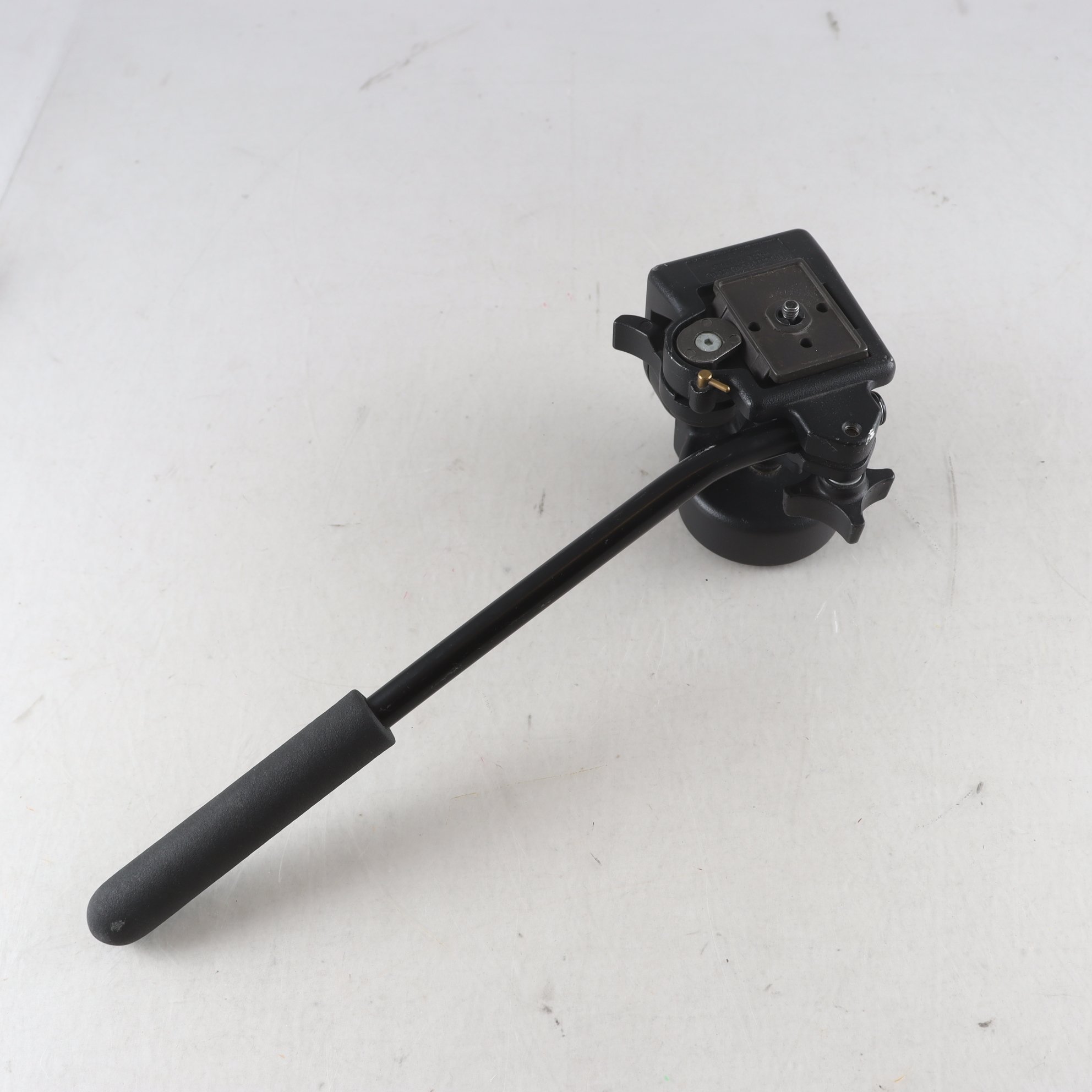 Videohuvud, Manfrotto 128RC