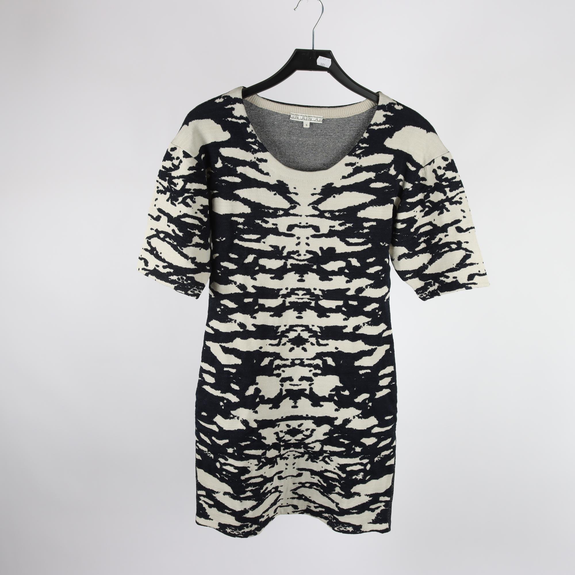 Klänning, Dagmar, blå, mönstrad, stl. S