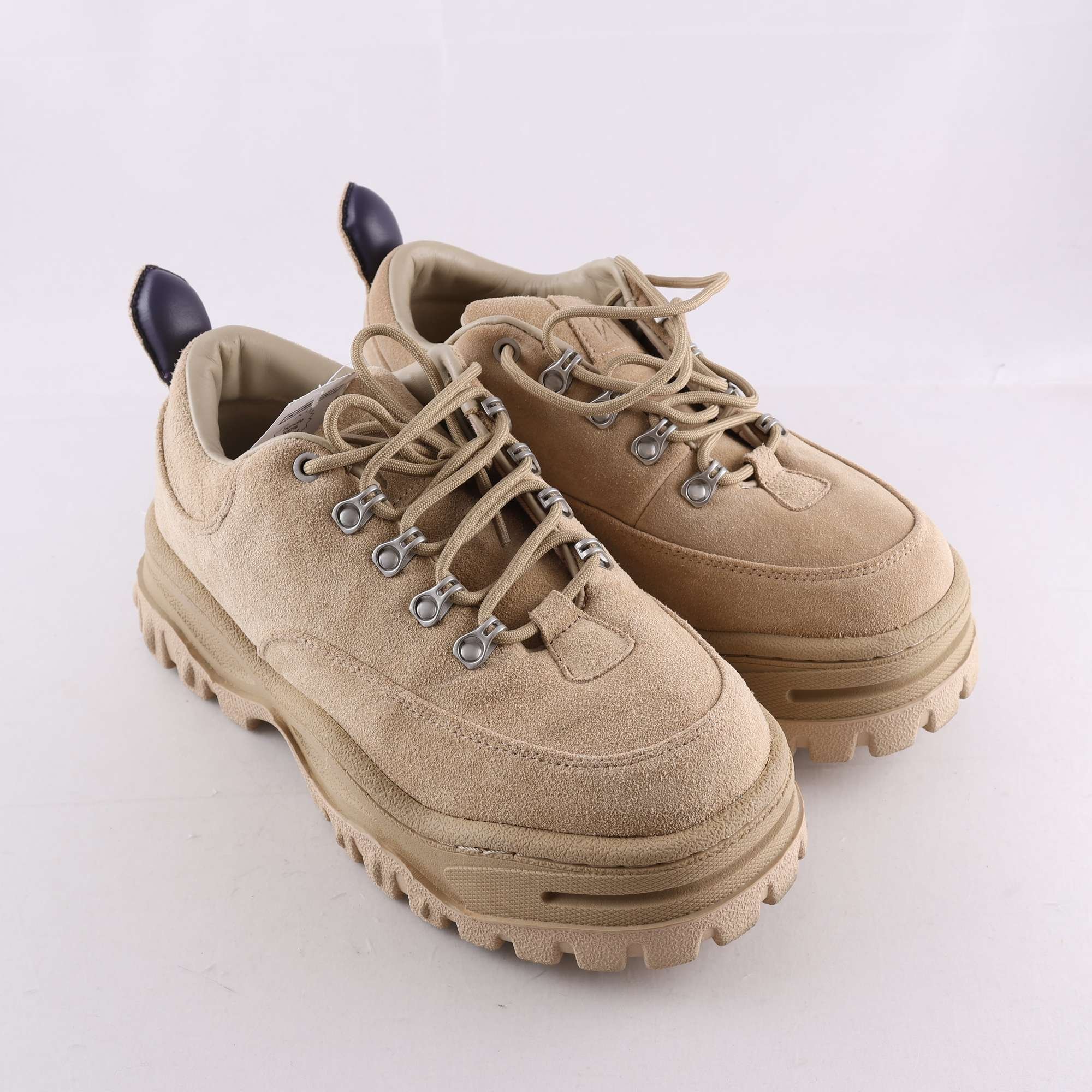 Sneakers, Eytys, begie, stl. 39.