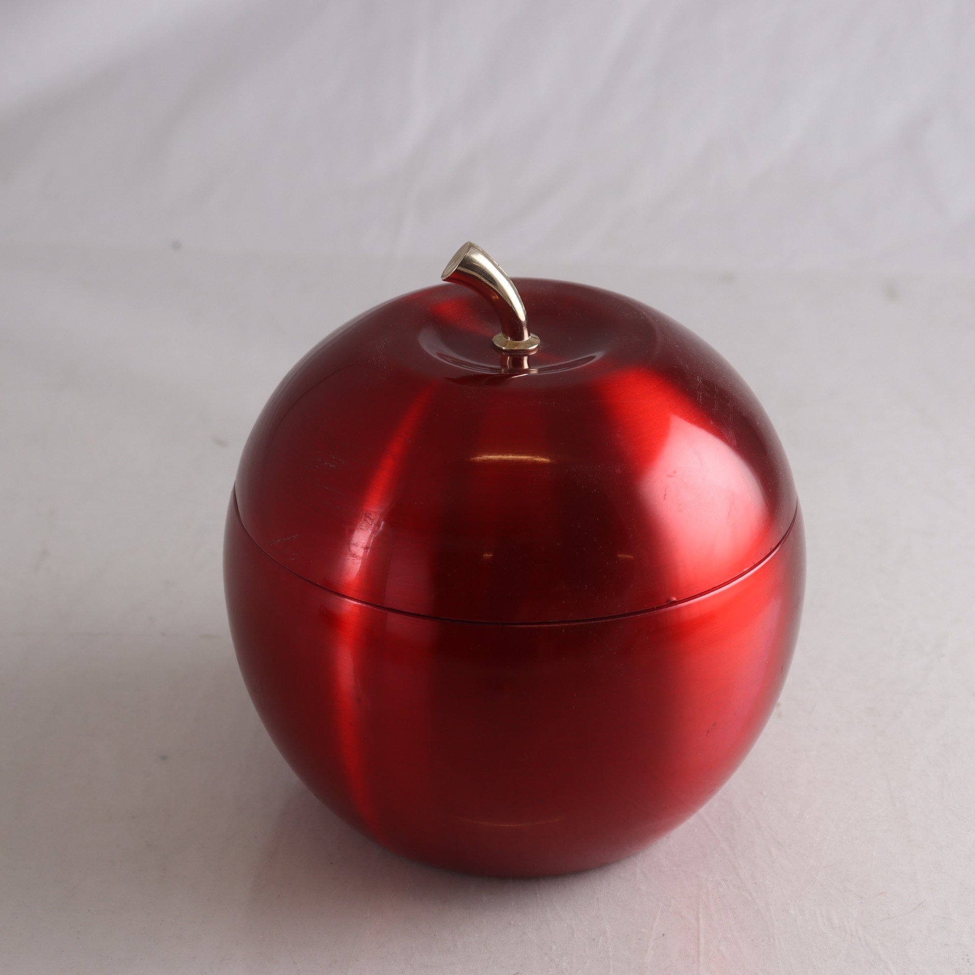 Ishink i form av äpple, Novo Industries, Australien