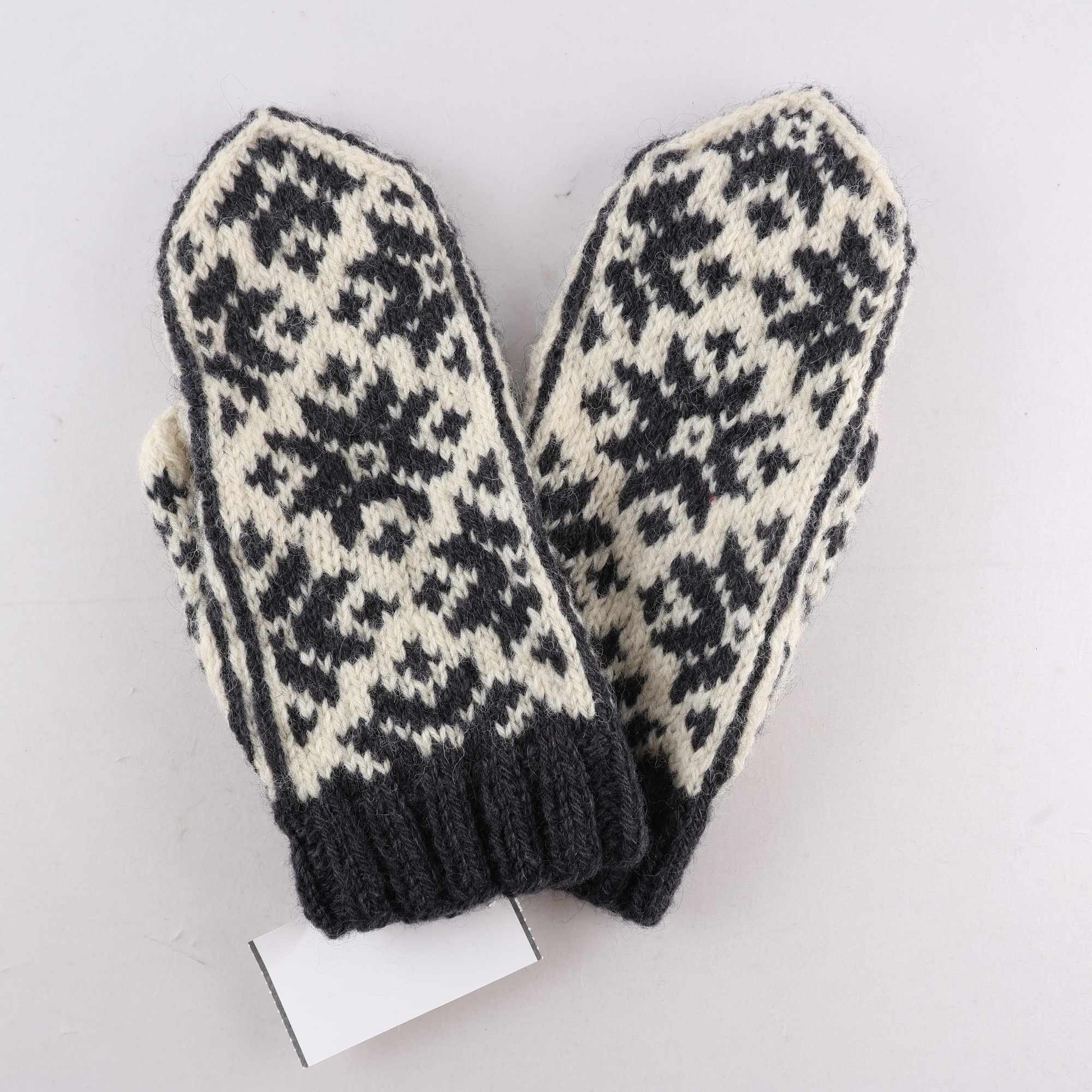 Vantar, grå, beige, ull.