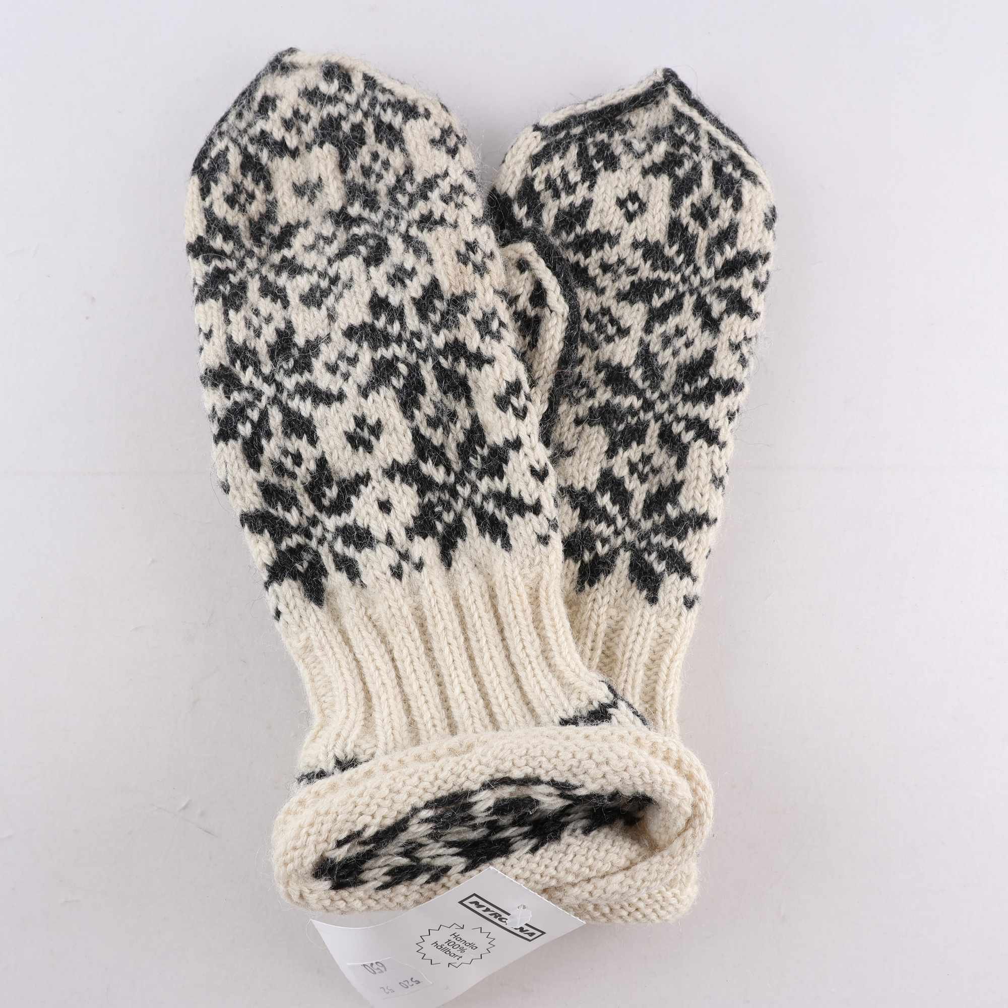 Vantar, Okänd, svart, beige, ull.