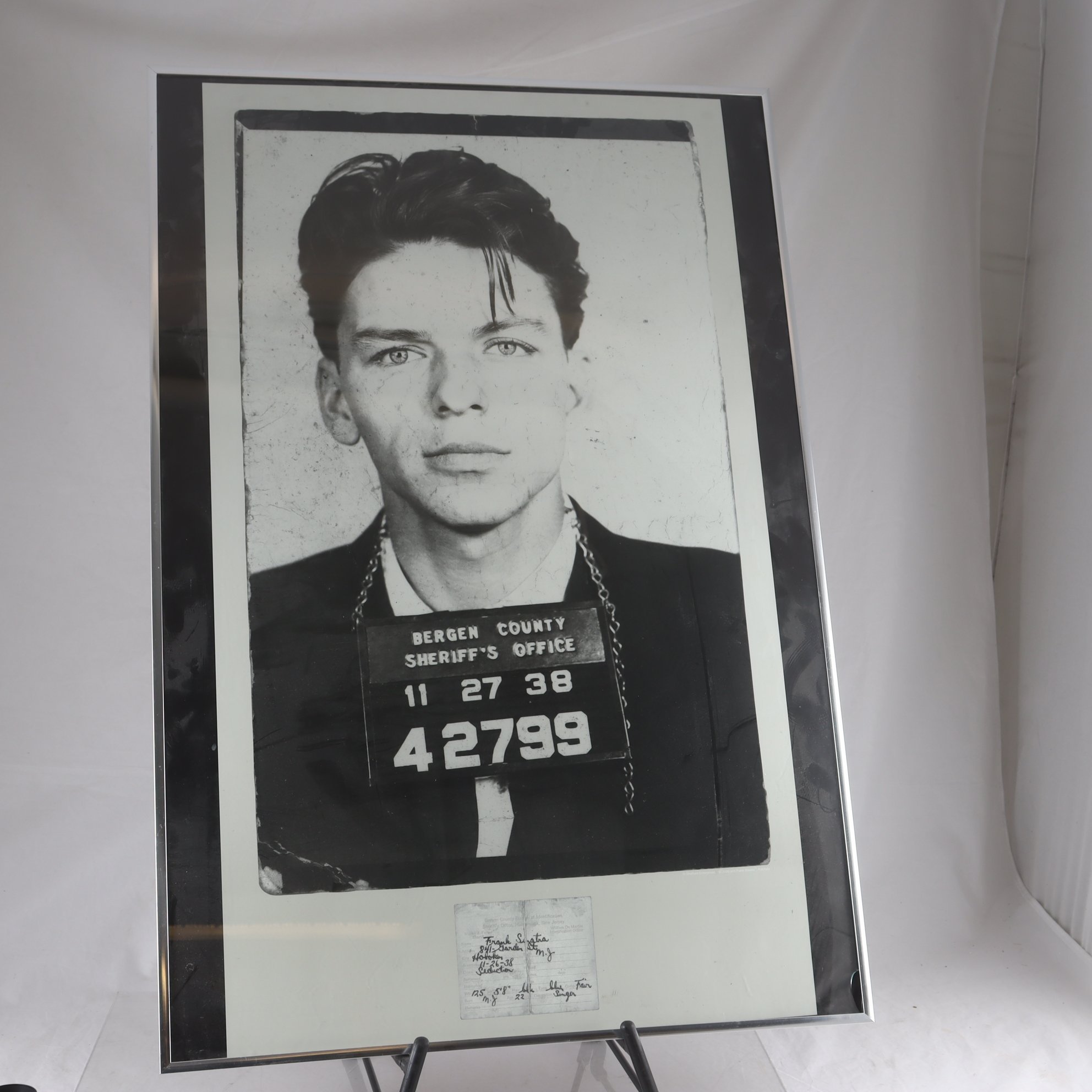Poster, tryck, Mugshot, Frank Sinatra, (1915-1998) Endast avhämtning.