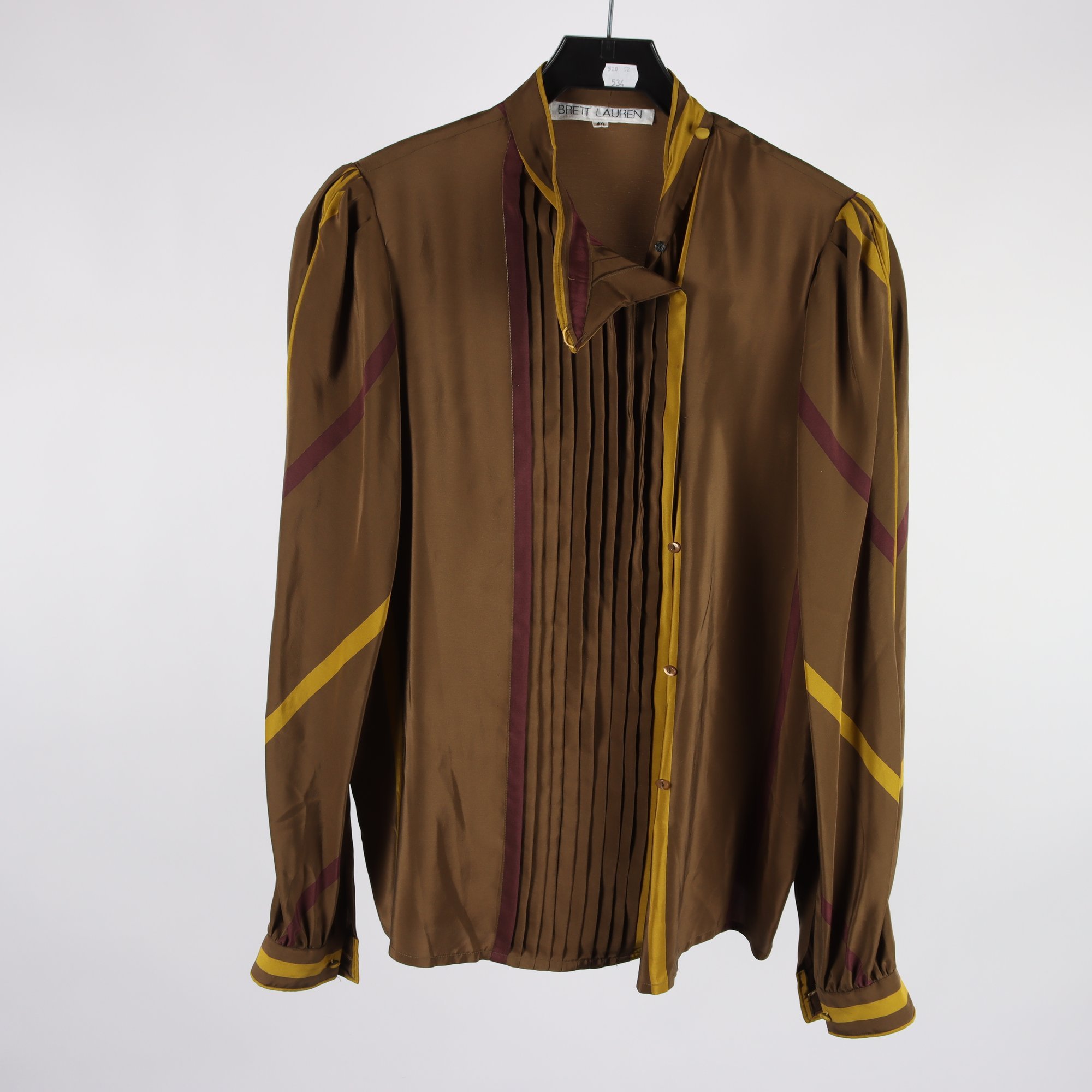 Blus, Brett Lauren, grön, 100% silke, stl. 40.