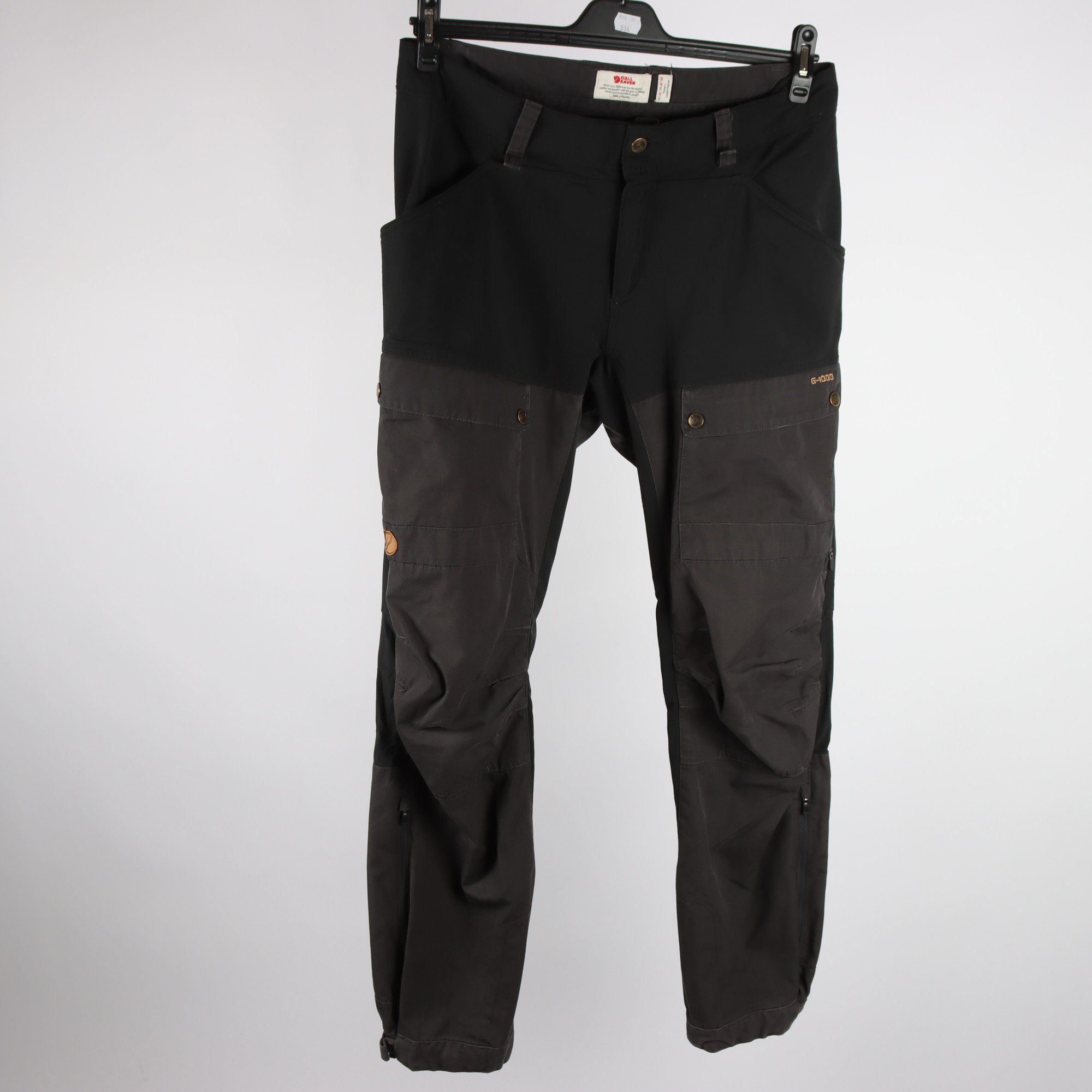 Friluftsbyxor, Fjällräven, svat, stl. 42.