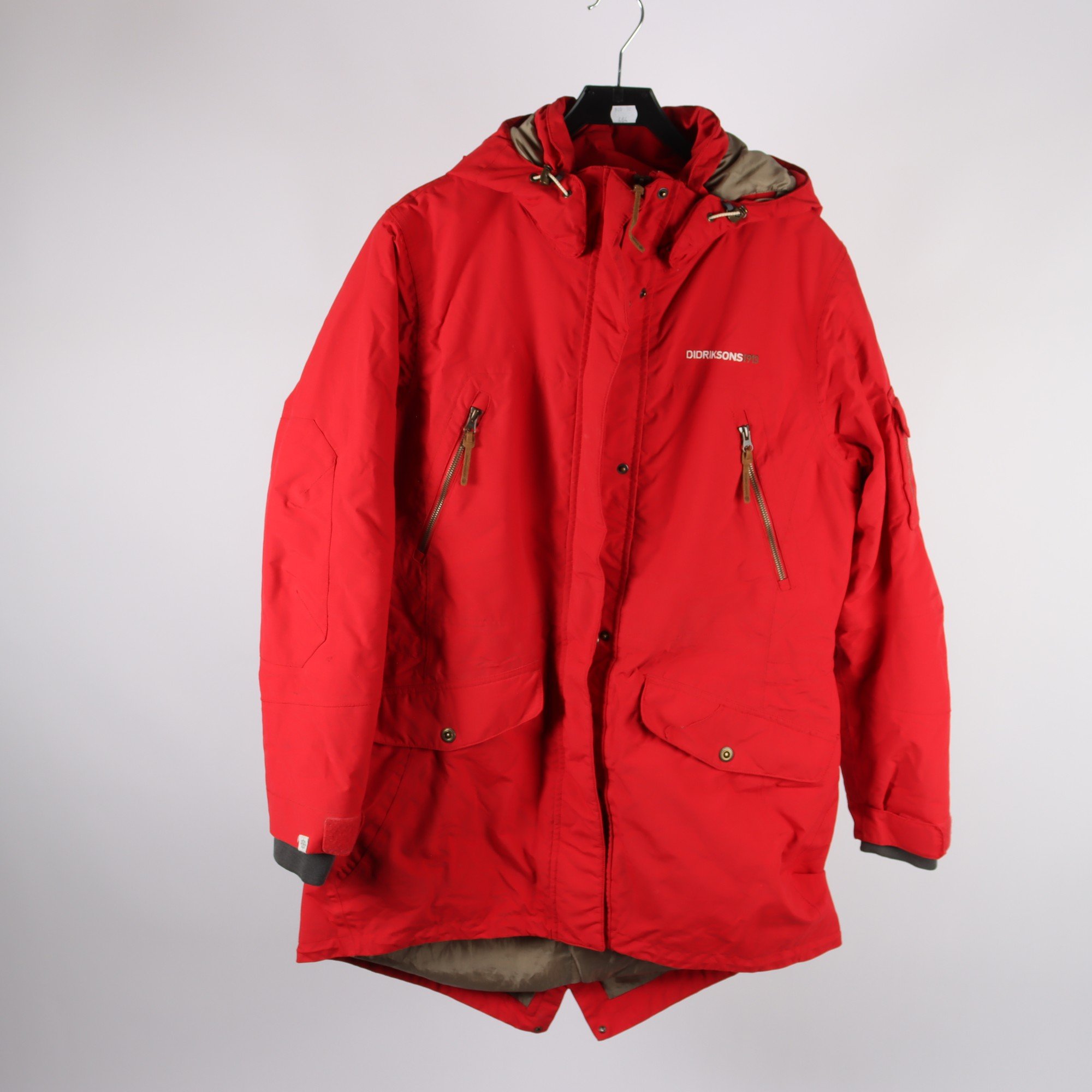 Vinterjacka, Didriksons, röd, stl. 46.