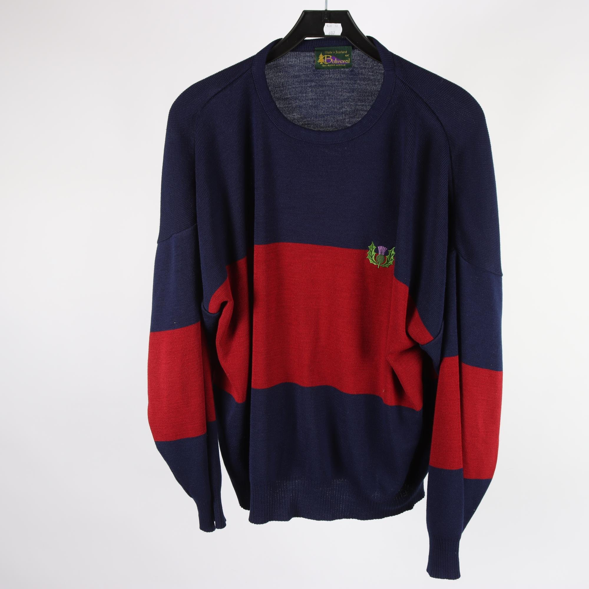 Tröja, Balmoral, Scotland, blå, röd, stl. 44