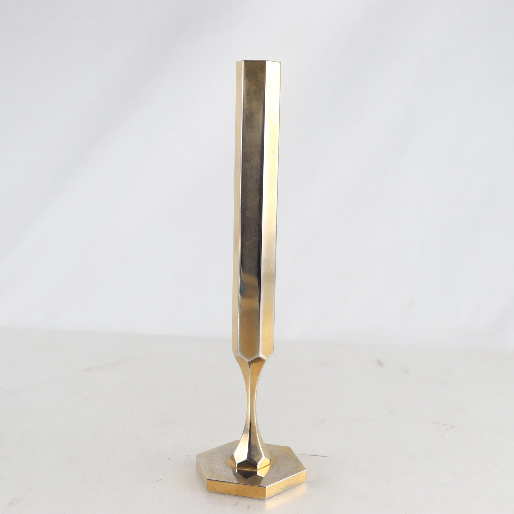 Ljusstake, Vallonmässing, ca 1985