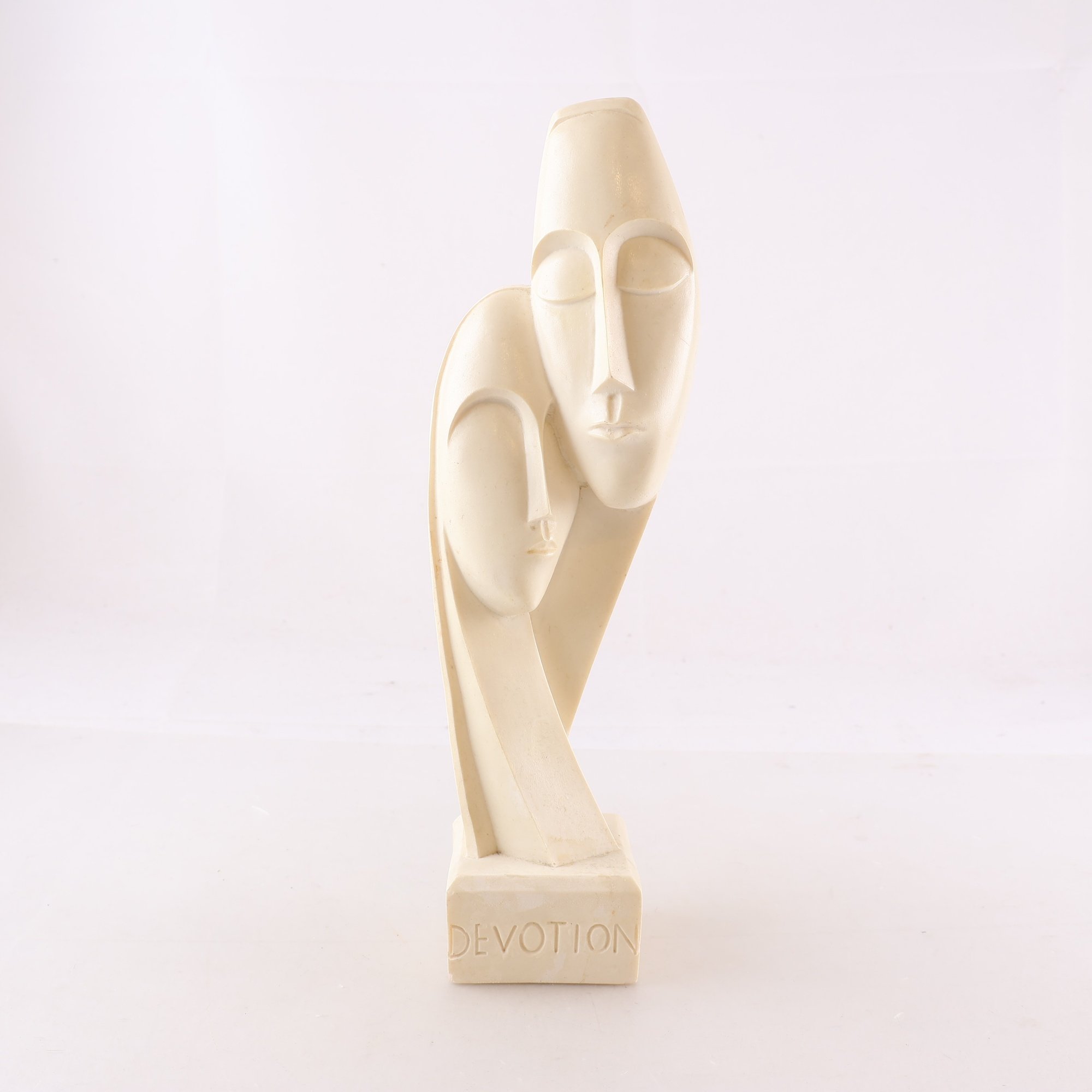 Skulptur, alabaster, Cypern, ’Devotion’