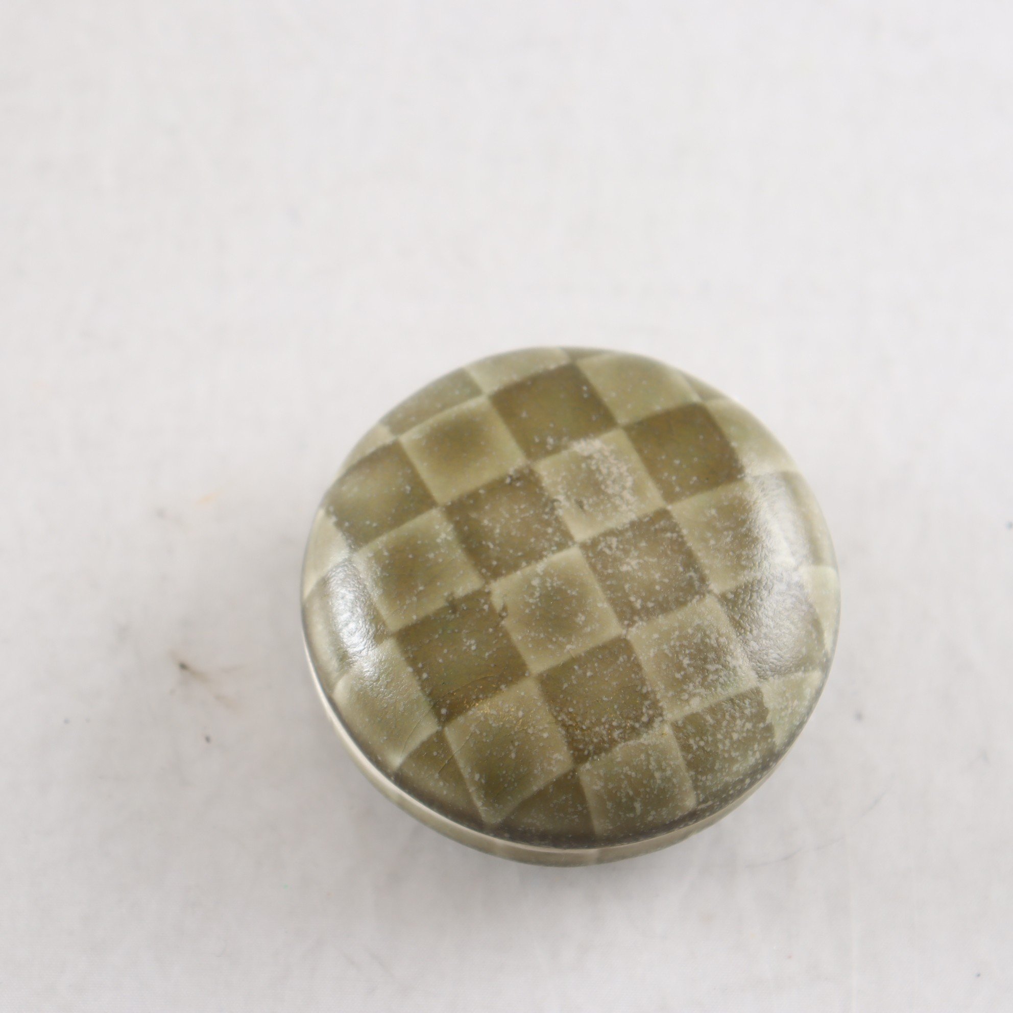 Lockask, keramik, Jonas Lindholm, monogramsign.