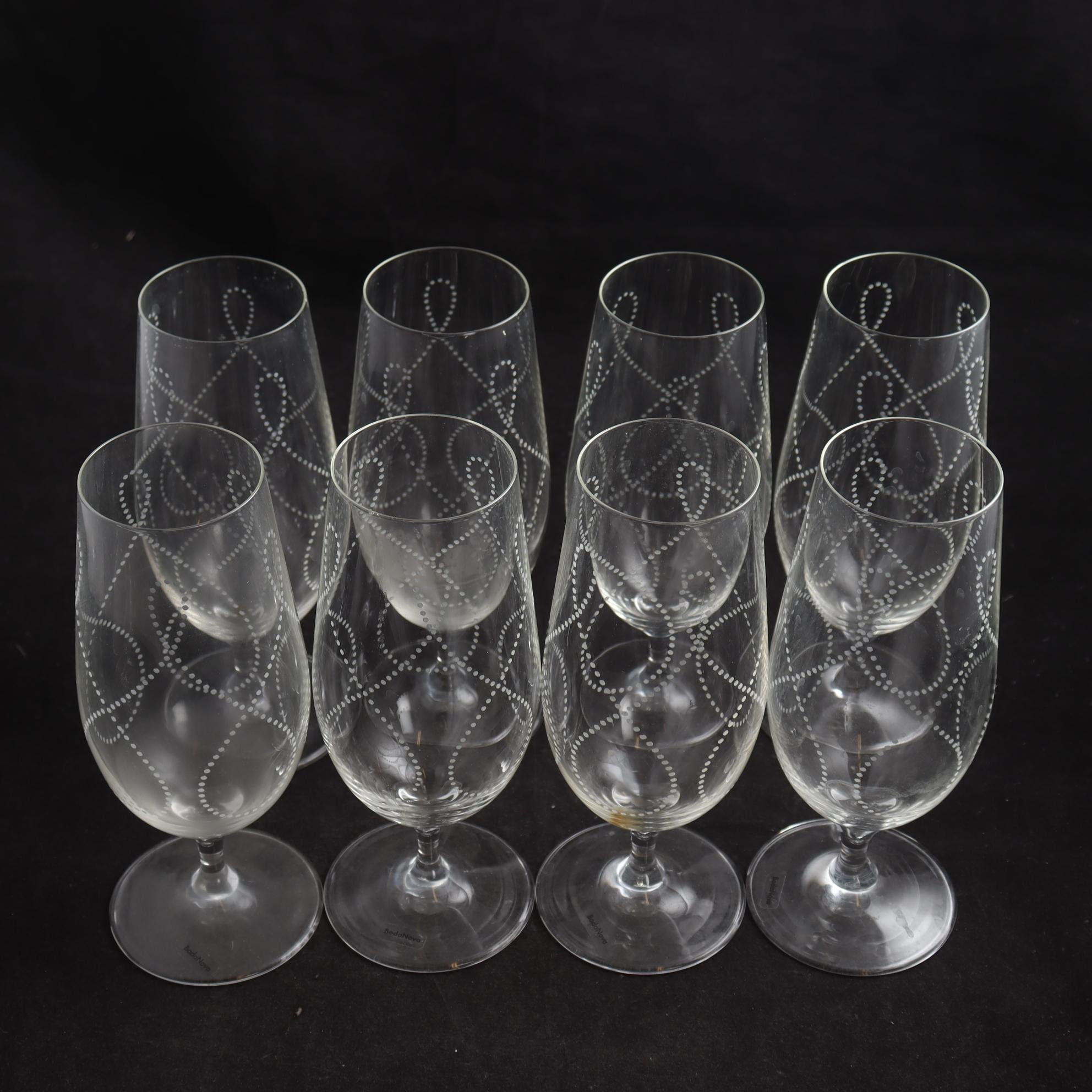 Ölglas på fot, Barbro Wesslander, Boda Nova, 8 st. Endast avhämtning.