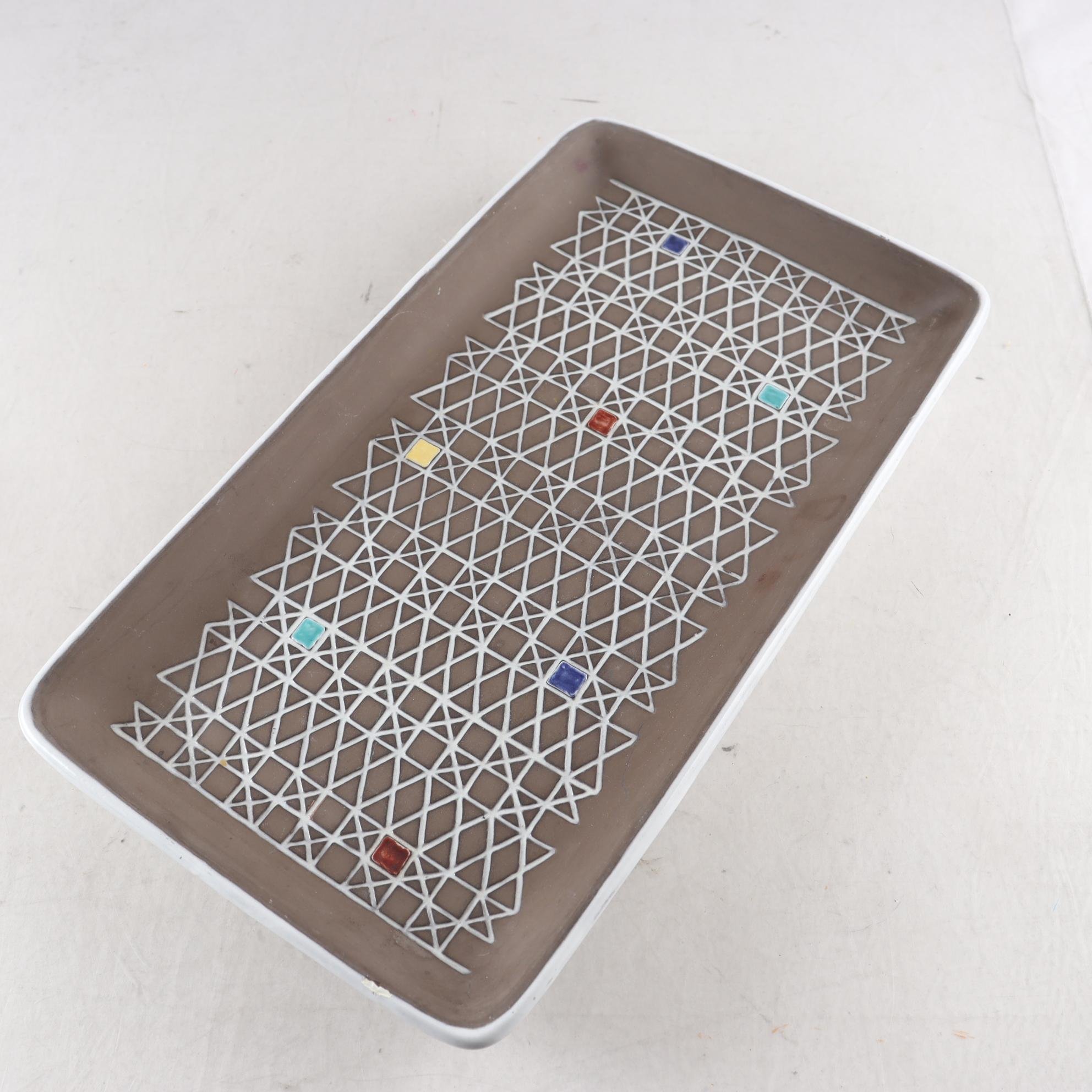 Fat, Corso, Ingrid Atterberg, Upsala Ekeby. Samfraktas ej.