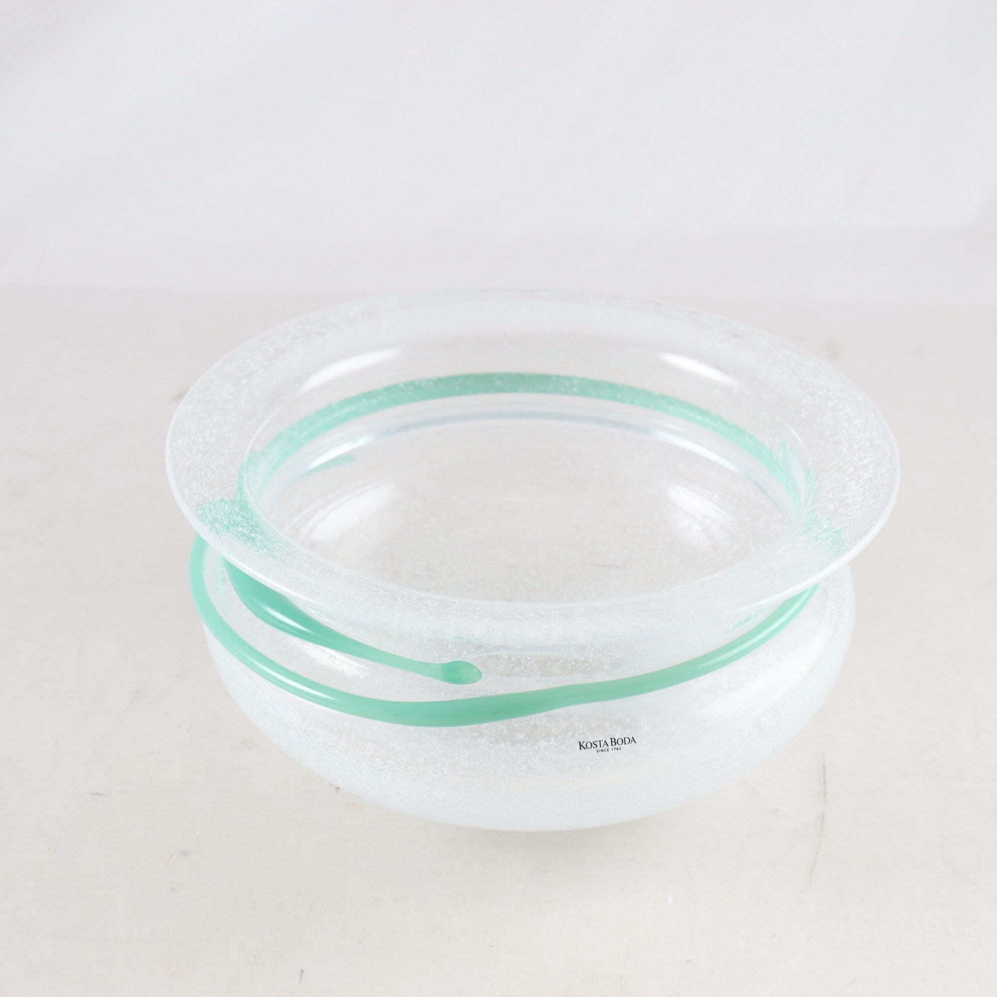 Skål, Athena, Monica Backström, Kosta Boda, sign. Samfraktas ej.