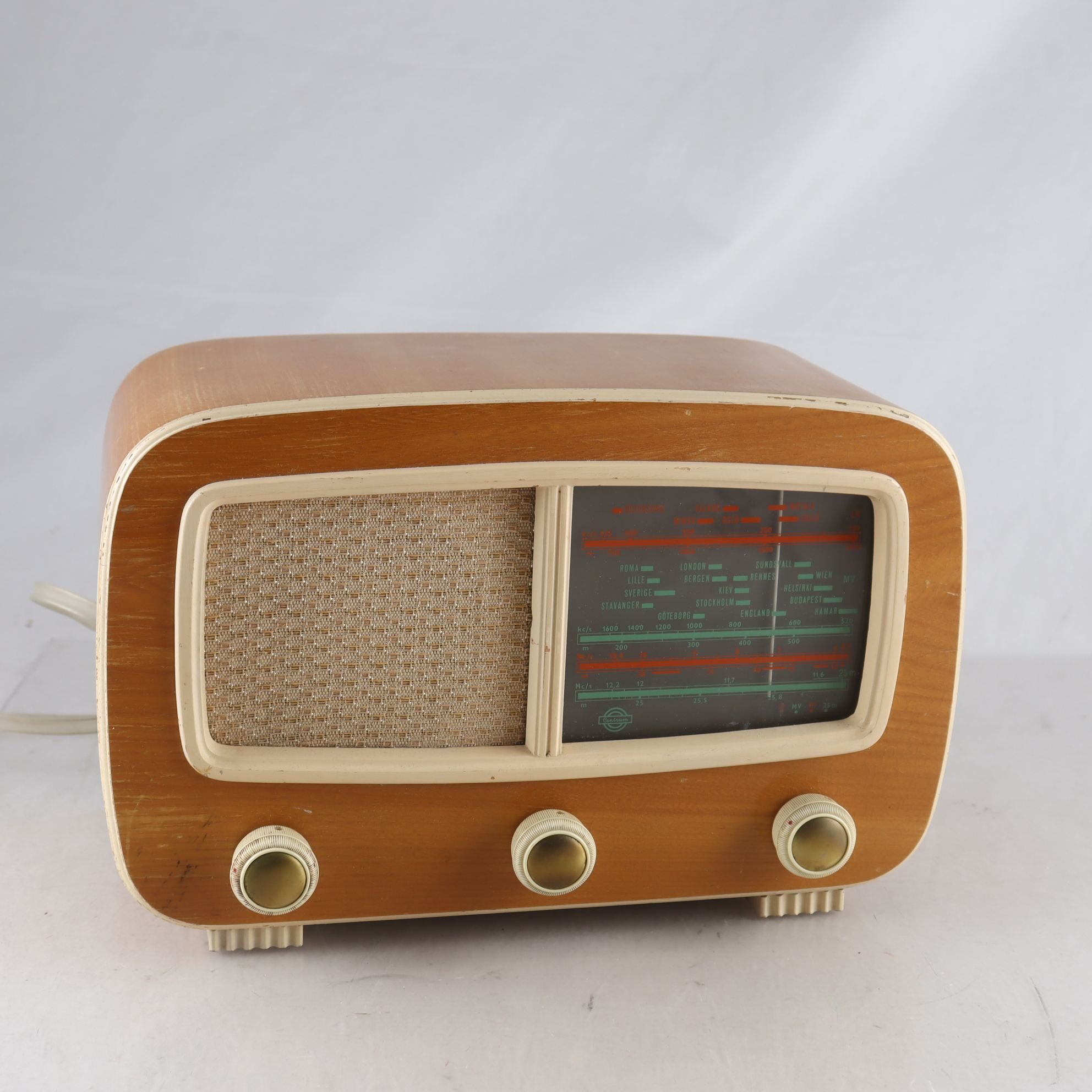 Radio, Centrum. Repobjekt. Samfraktas ej.