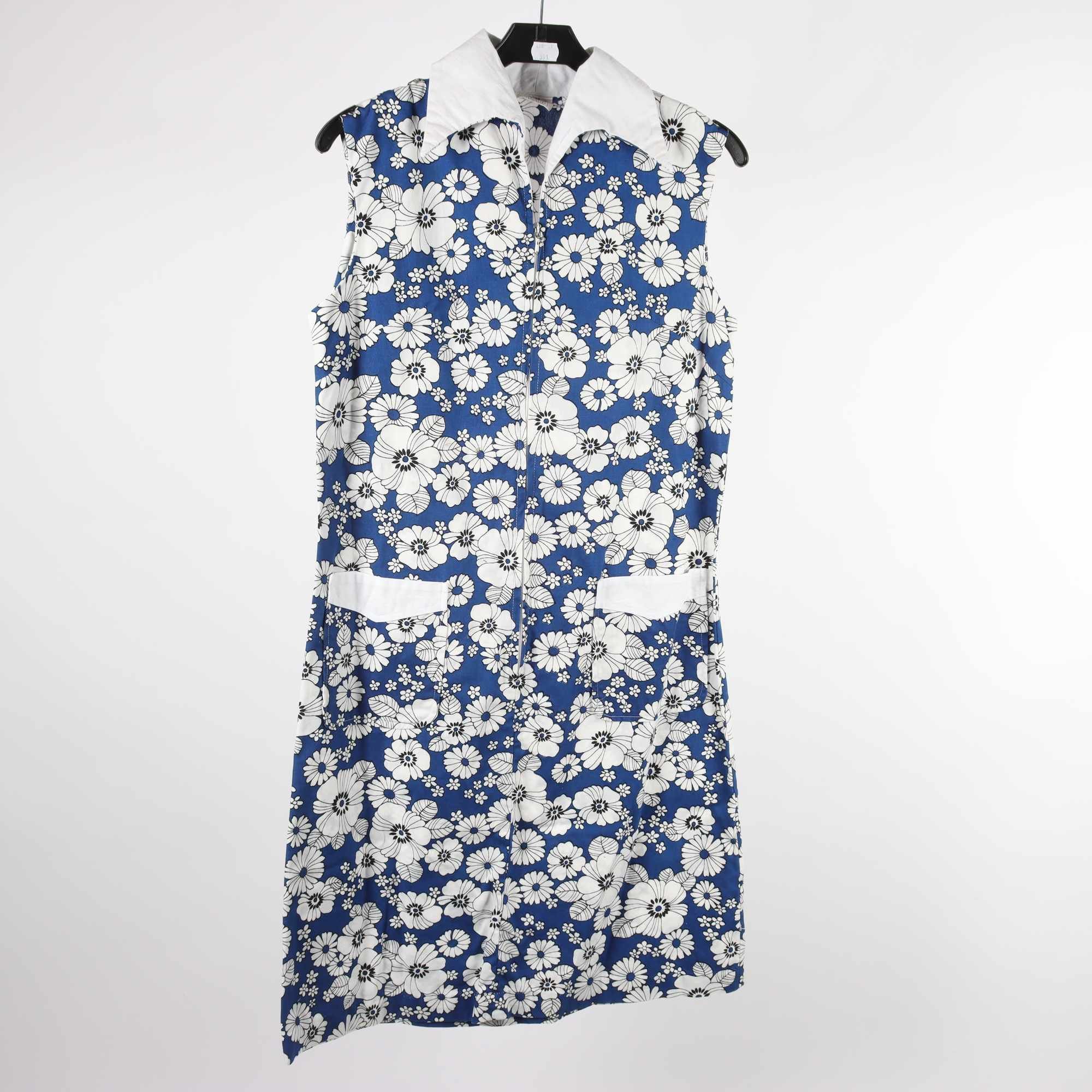 Klänning, Okänd, blommig, blå, vit, stl. ca. XS