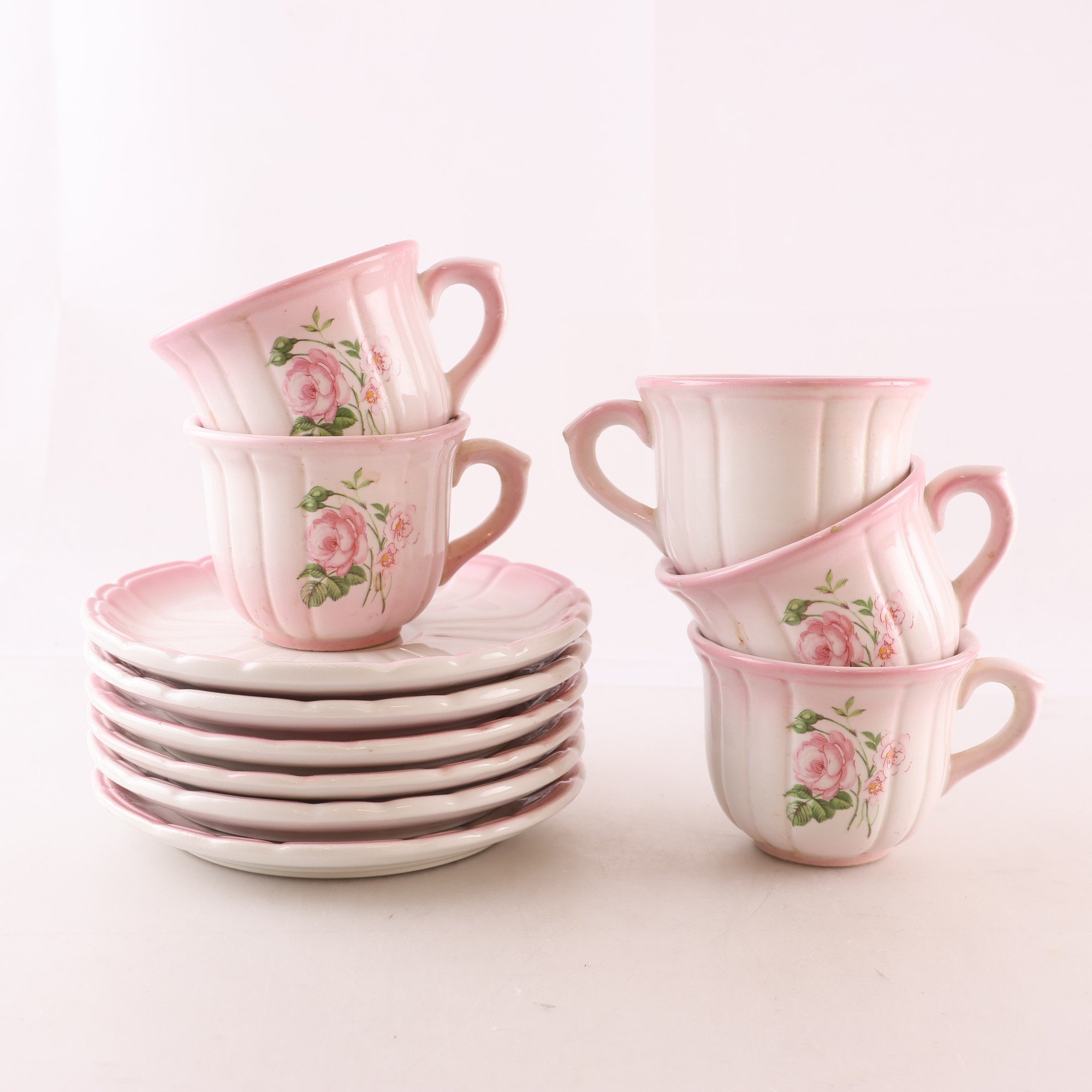 Kaffekoppar med fat, Alcobaca, Portugal, 11 del. Samfraktas ej.