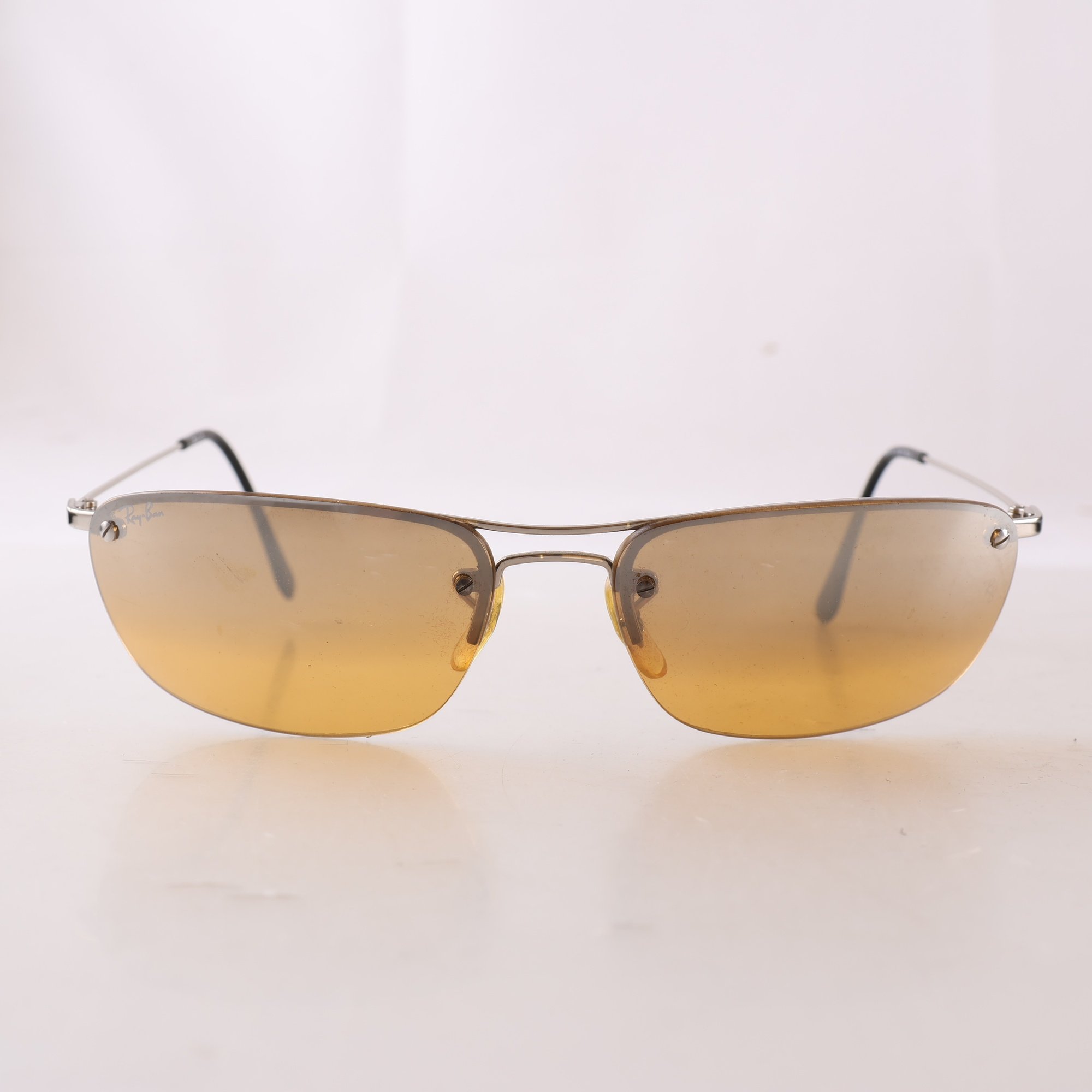 Solglasögon, Ray-Ban