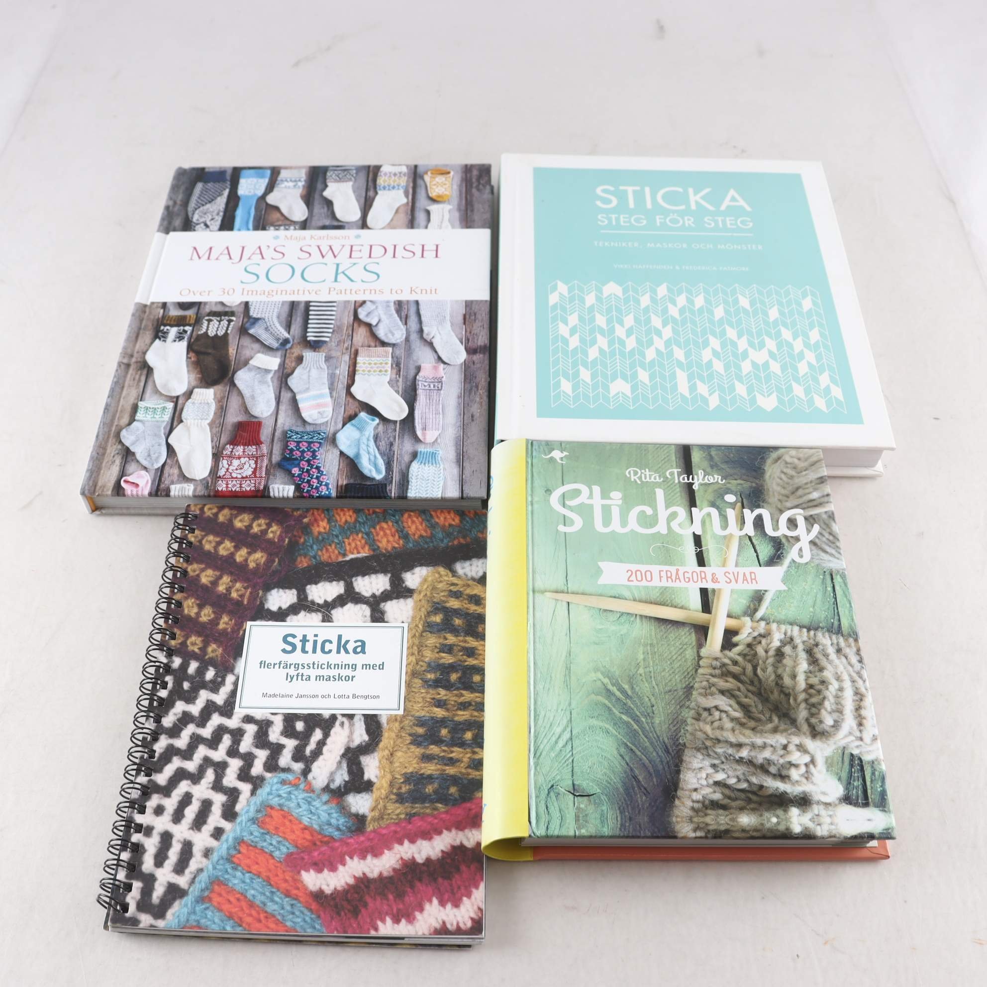 Stickning, bokpaket med 4 volymer