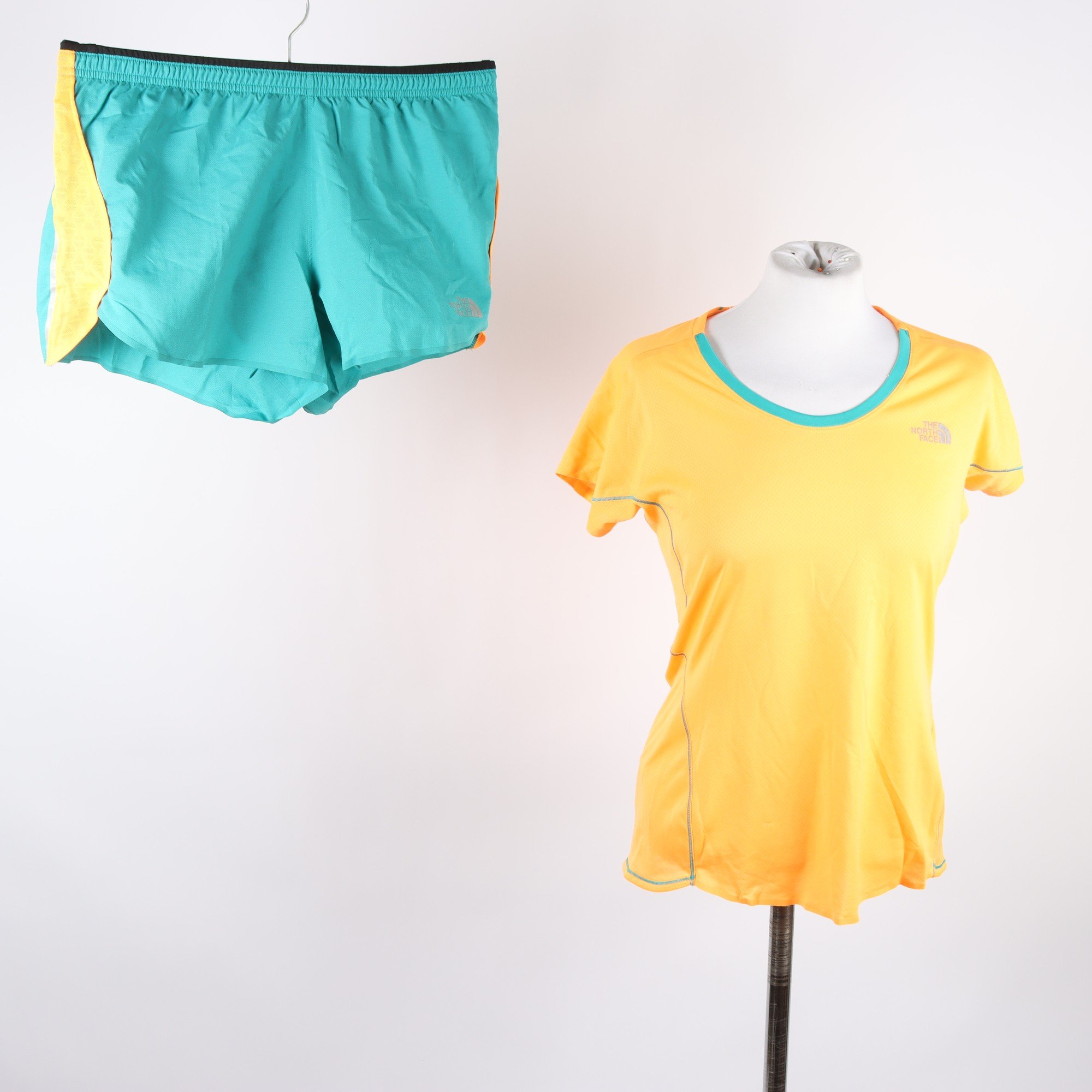 Träningsset, Linne/shorts, The North Face, orange, grön, stl. M