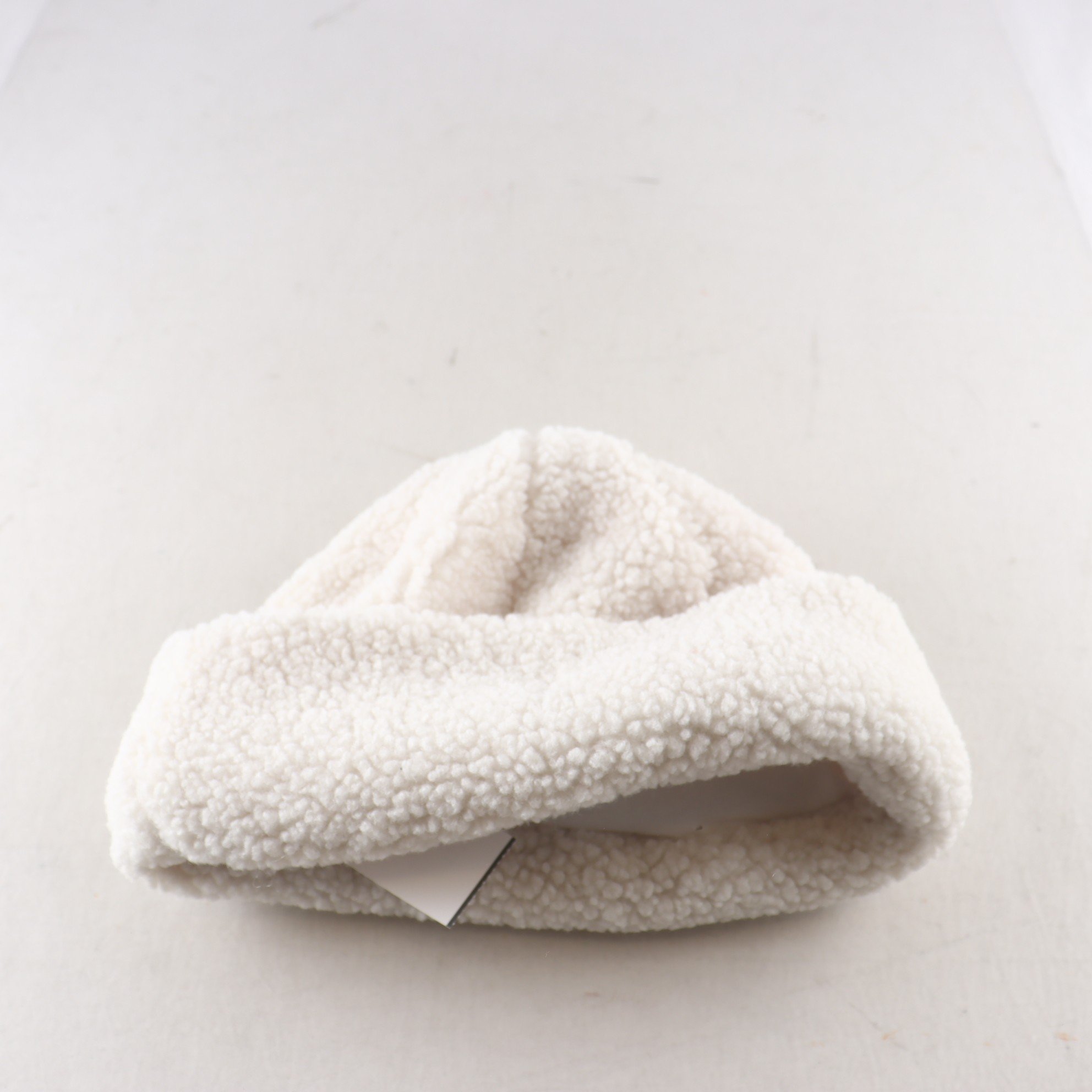 Mössa, Carin Wester, vit