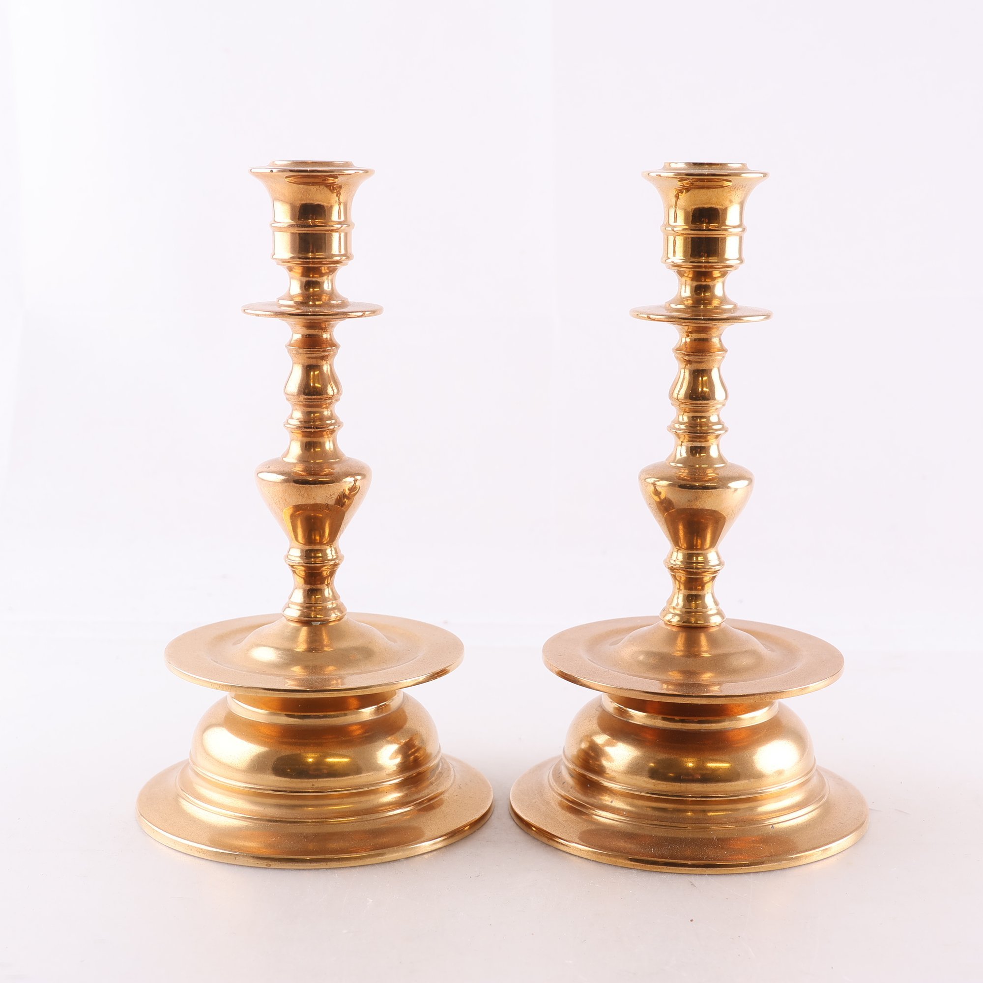 Paret ljusstakar, mässing, Skultuna, nr 58, tidigt 1900-tal