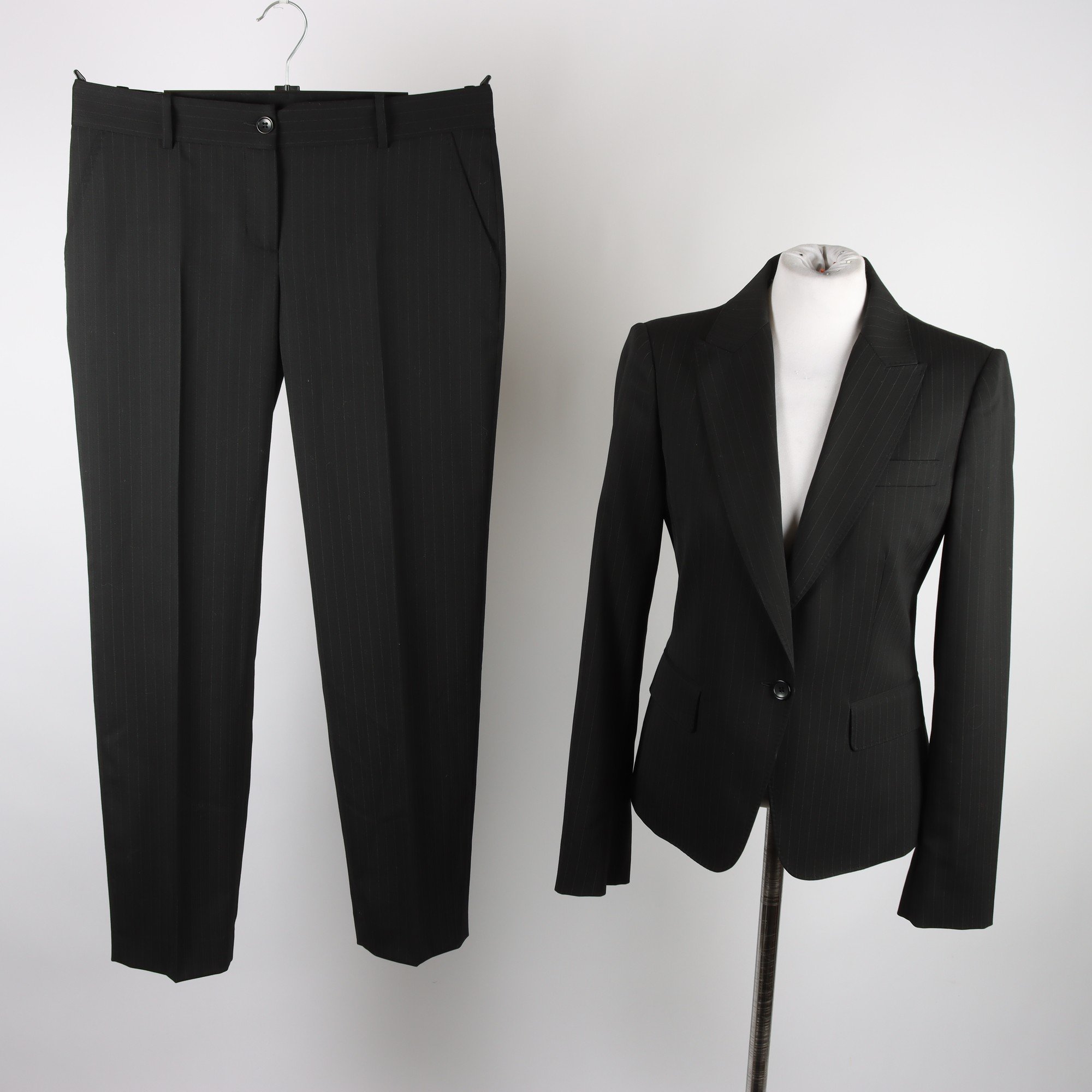 Kostym Dolce & Gabbana, svart, stl. 42