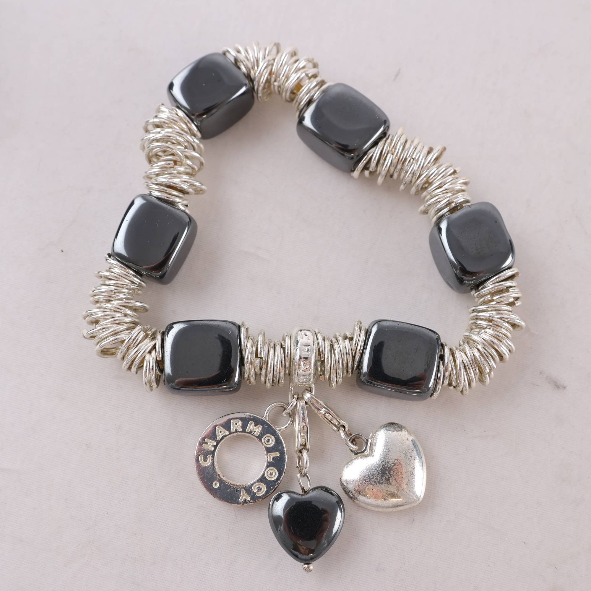 Armband, vitmetall, hematiter, Charmology, UK