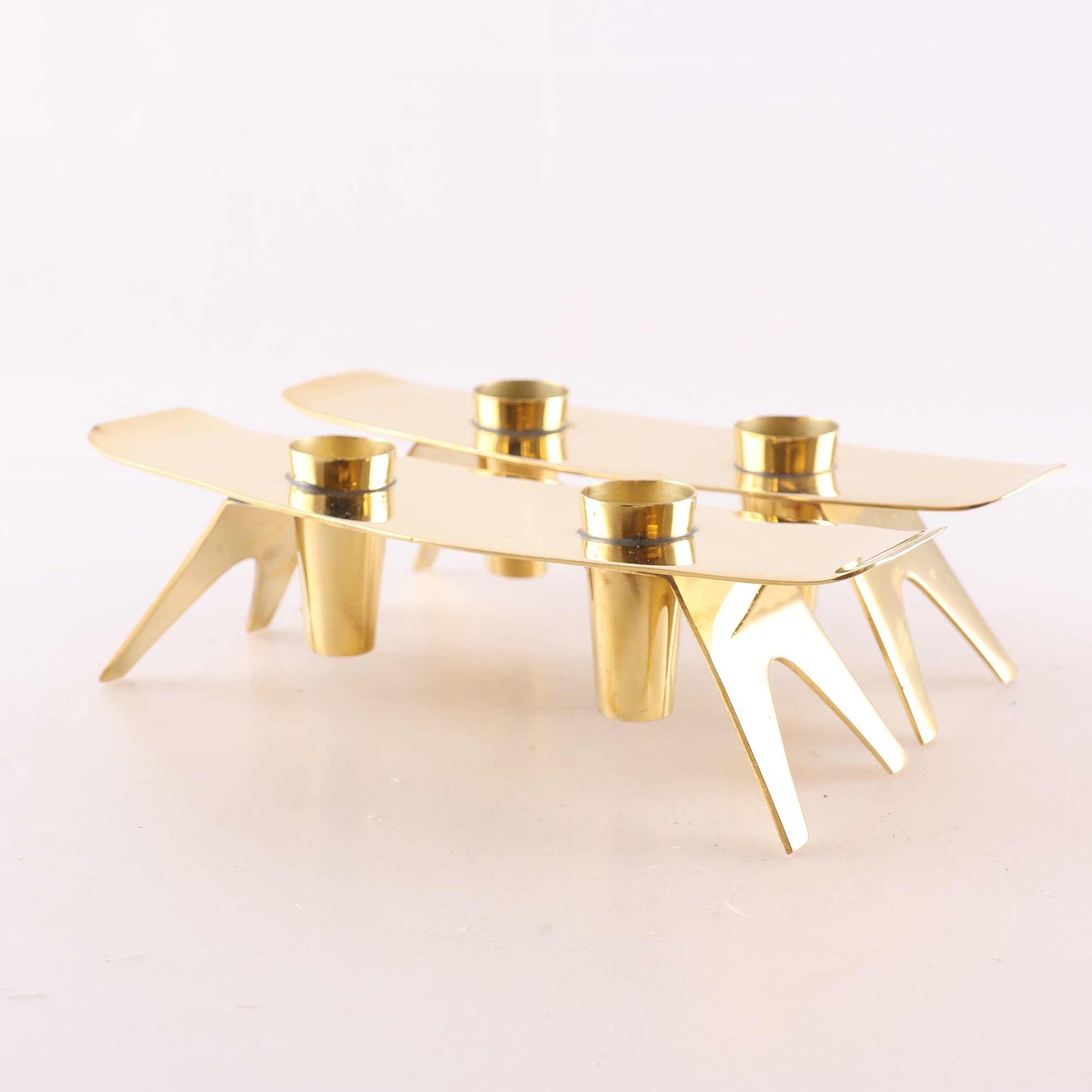 Paret ljusstakar, mässing, Miccis House, Stockholm