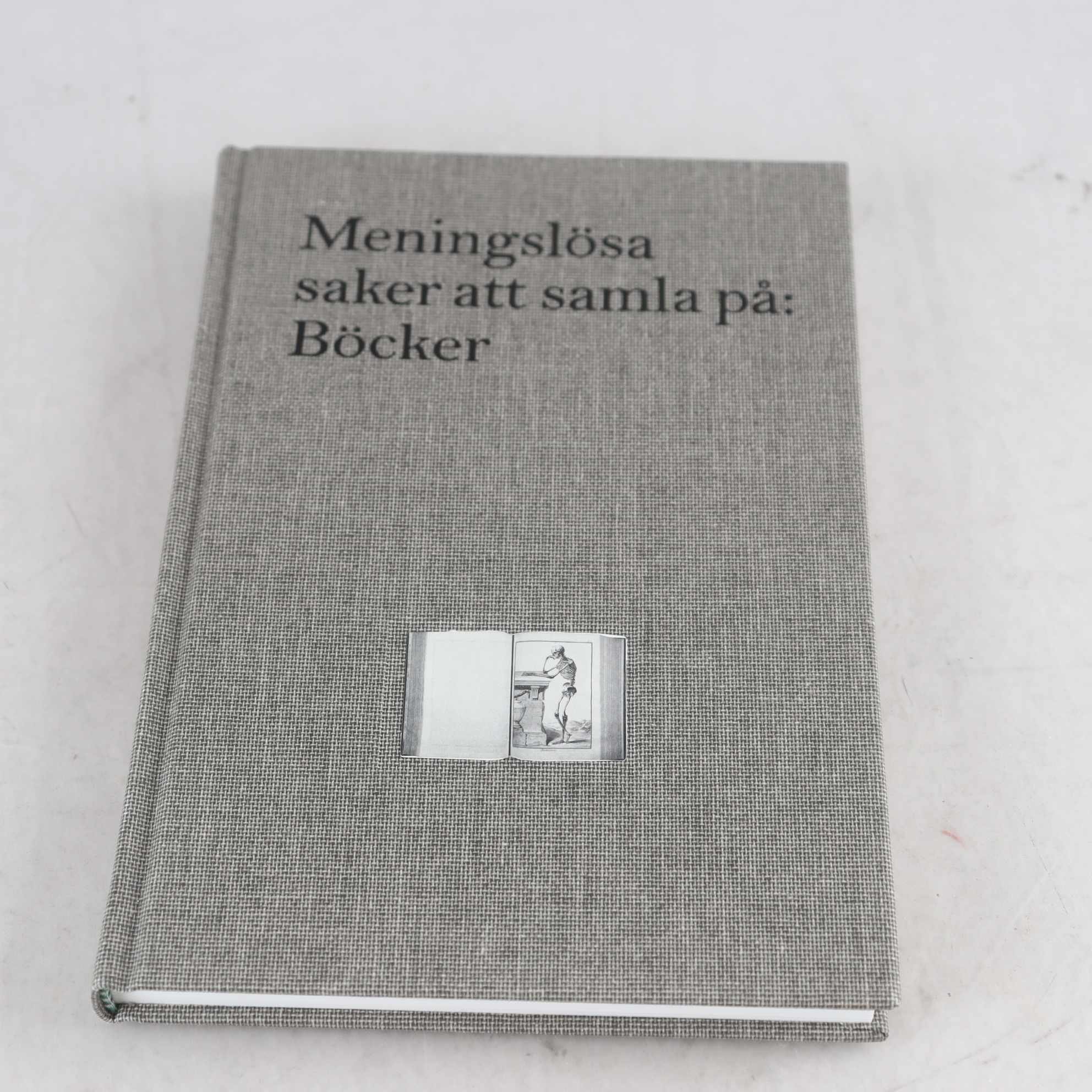 Meningslösa saker att samla på, Vol. 1: Böcker