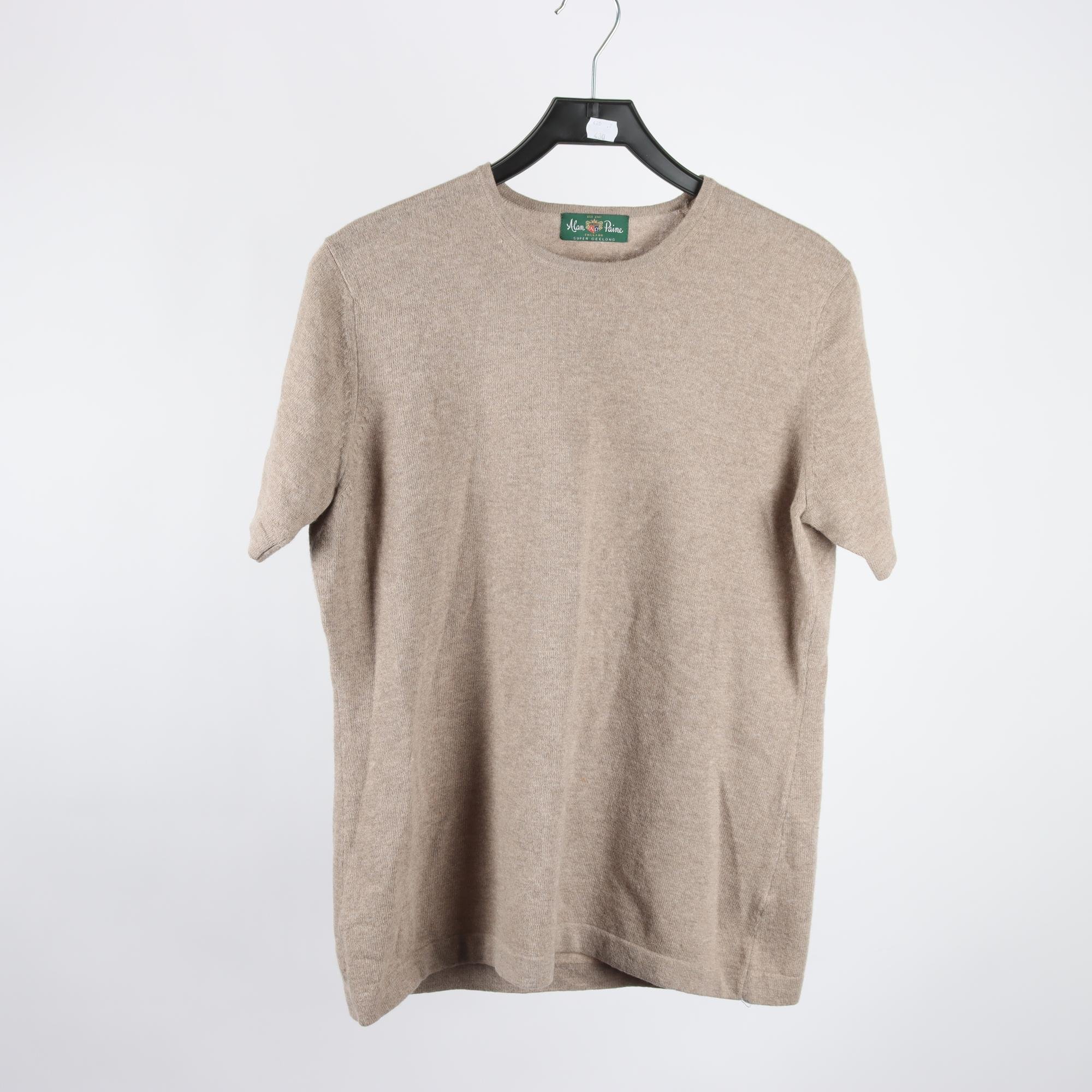 Tröja, Alan Paine, beige, lammull, stl. 44.